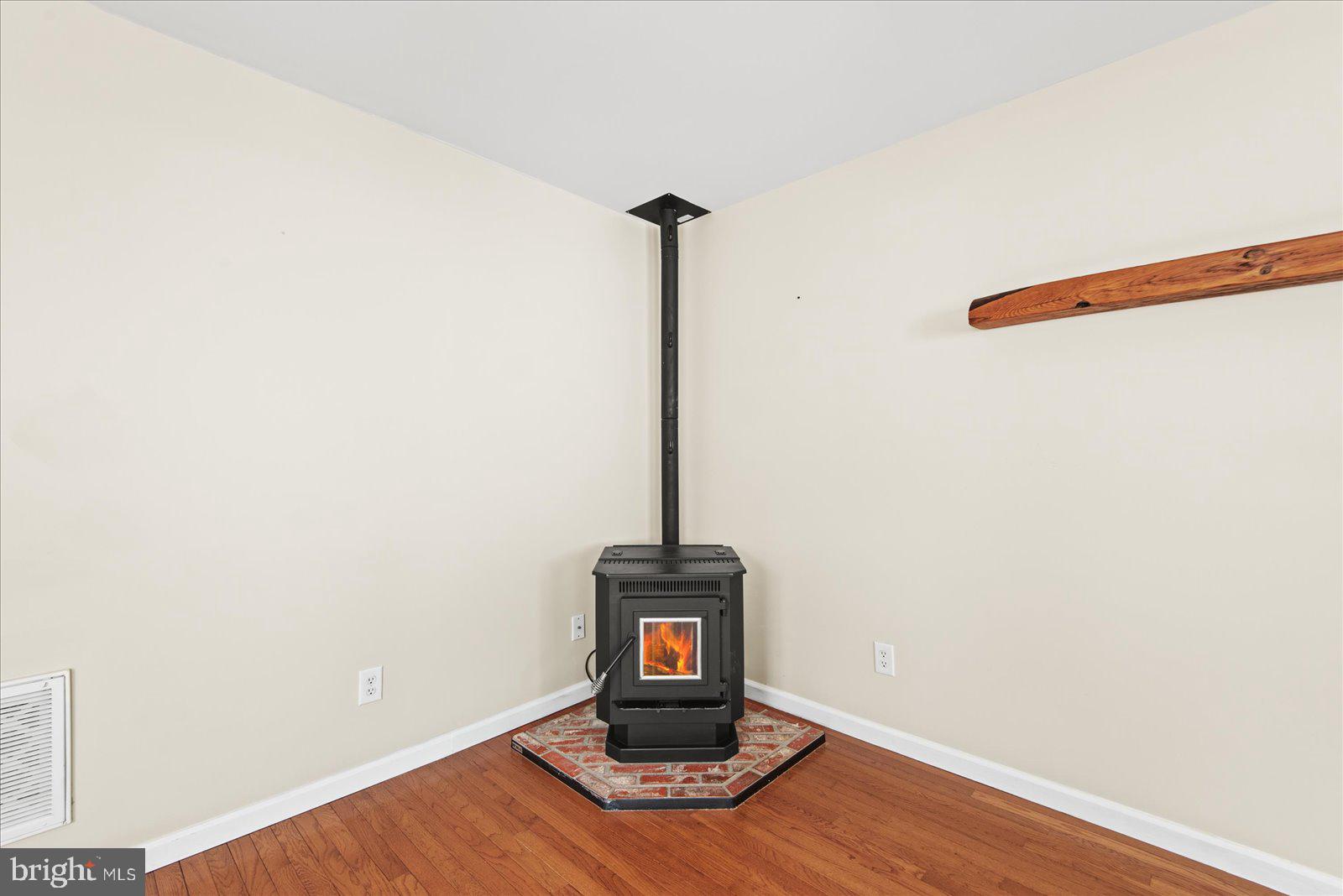 BLUFF POINT - Residential