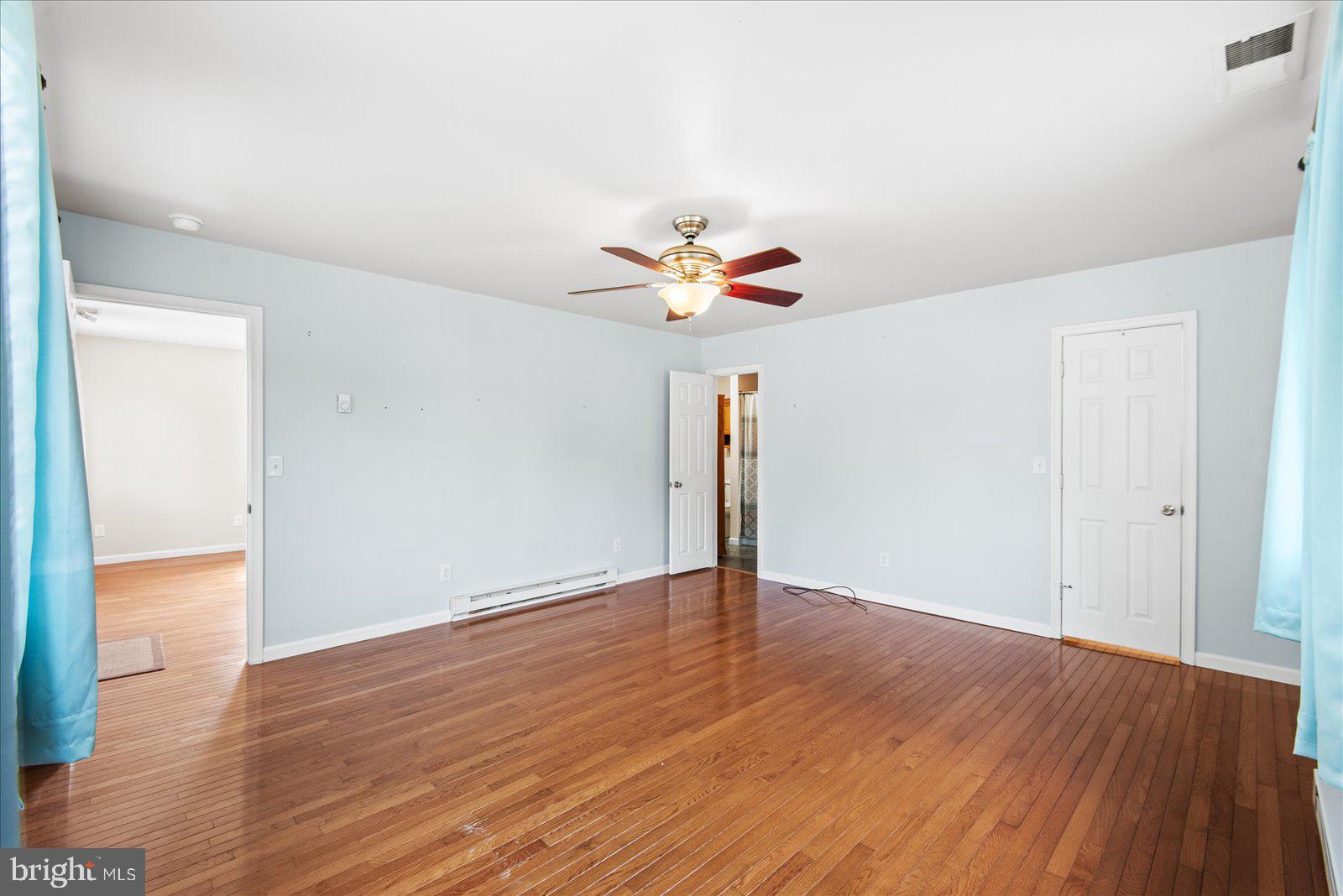 BLUFF POINT - Residential