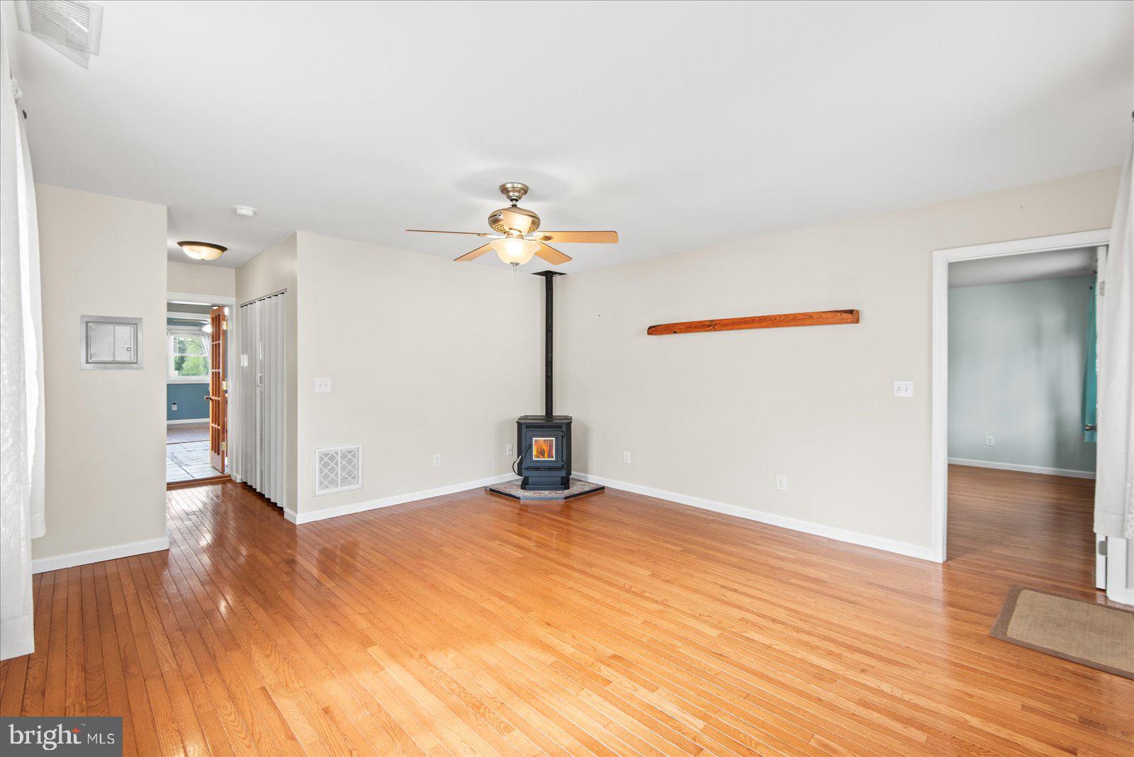 BLUFF POINT - Residential