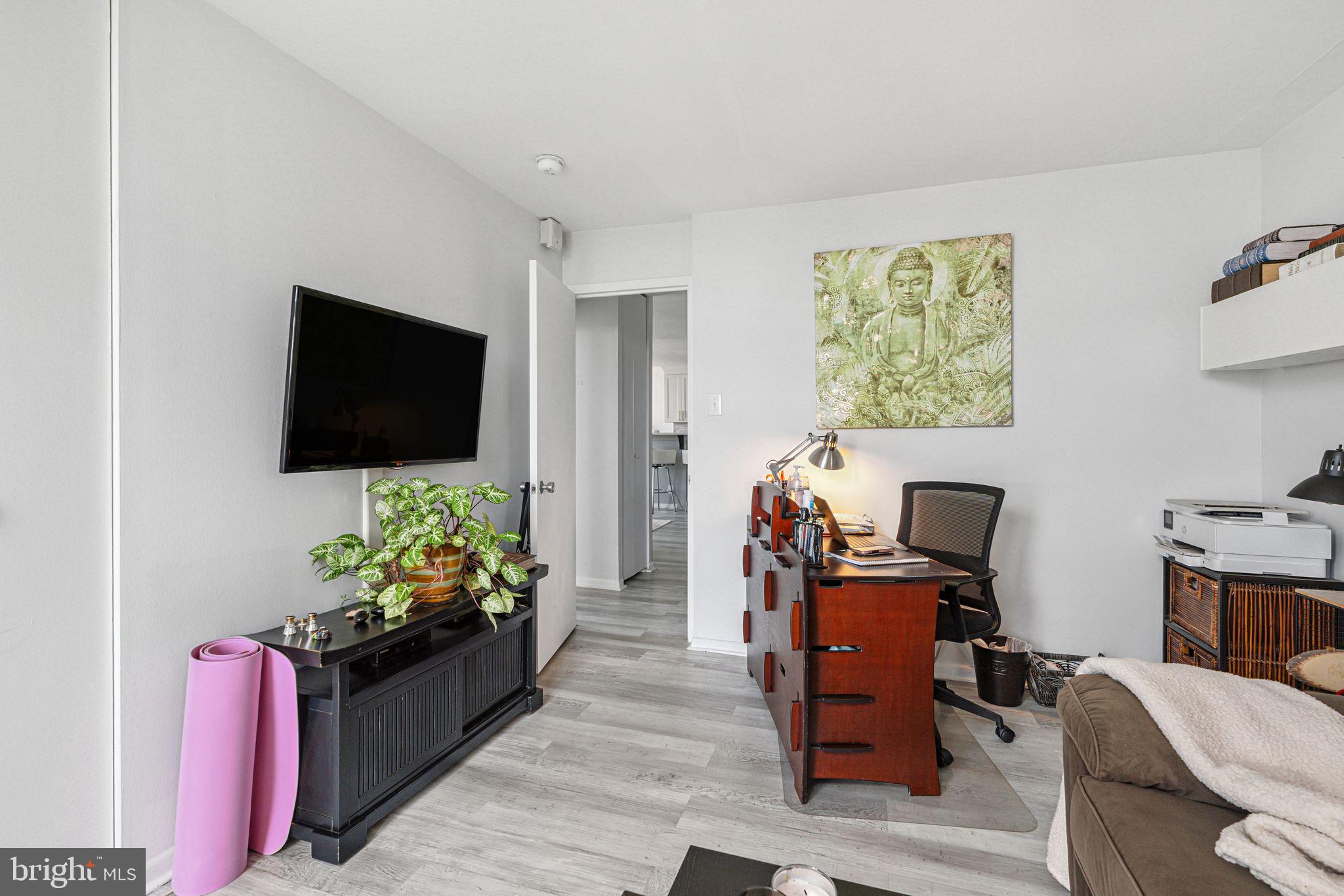 WYNNEFIELD HEIGHTS - Residential