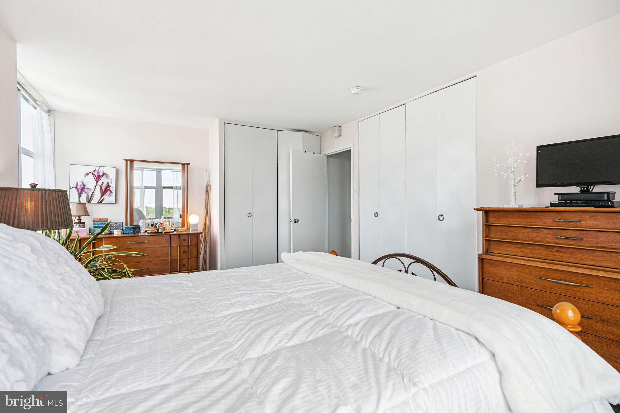 WYNNEFIELD HEIGHTS - Residential