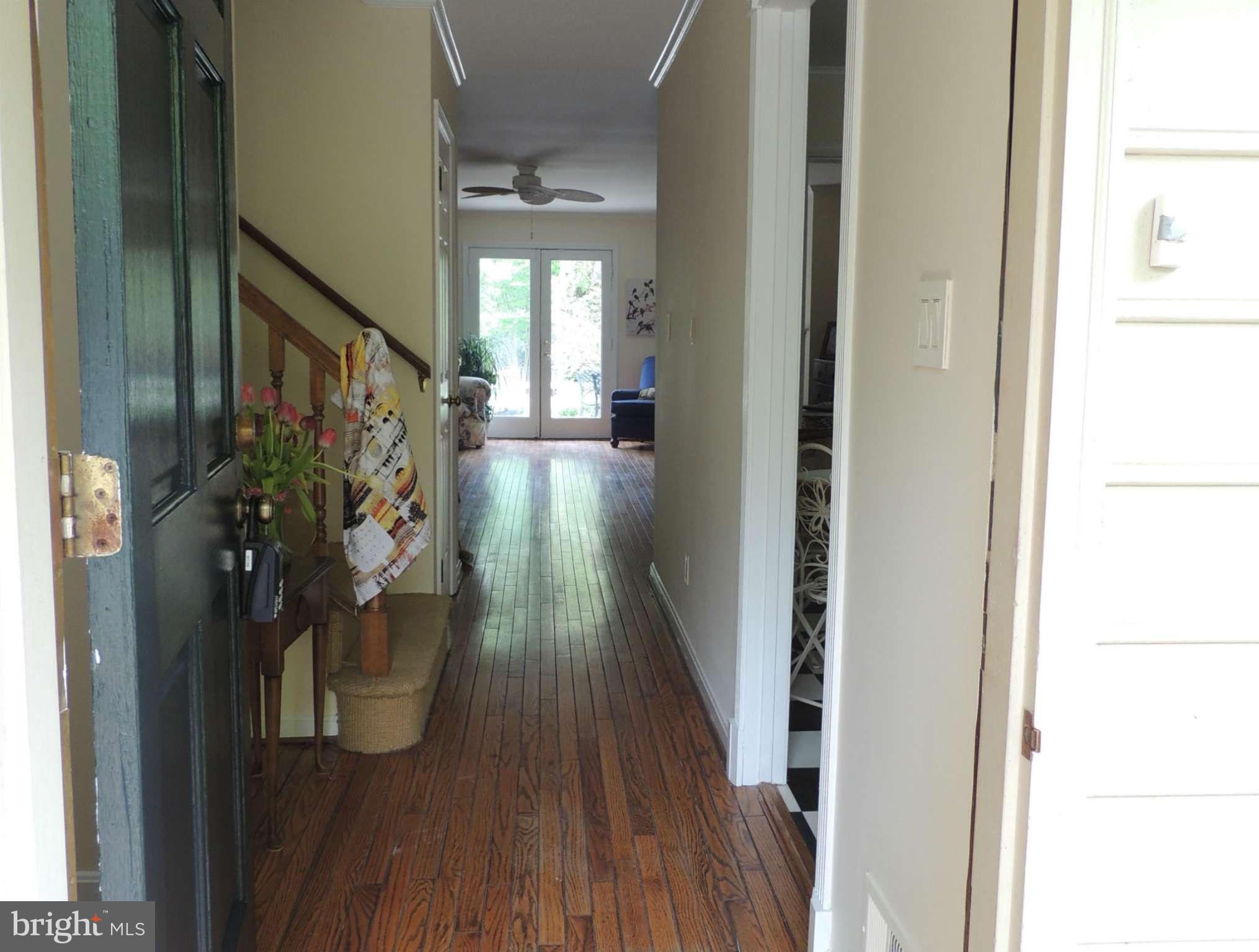 MOSBY SQUARE - Residential Lease