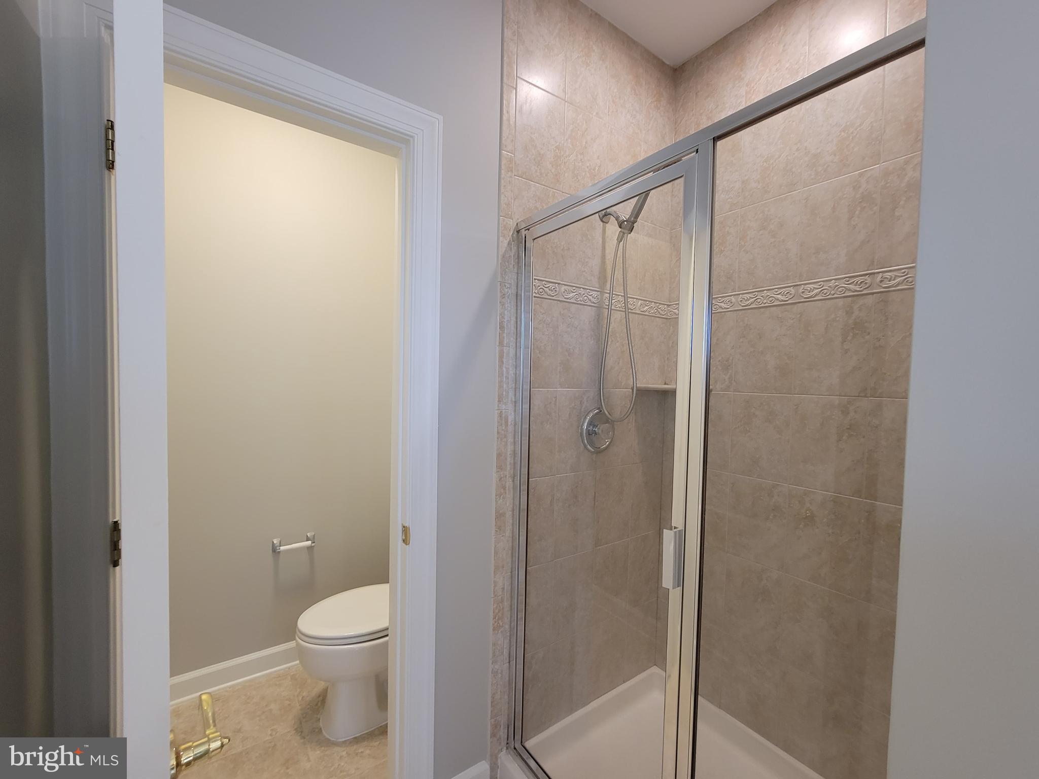 BRISTOW VILLAGE - Residential Lease