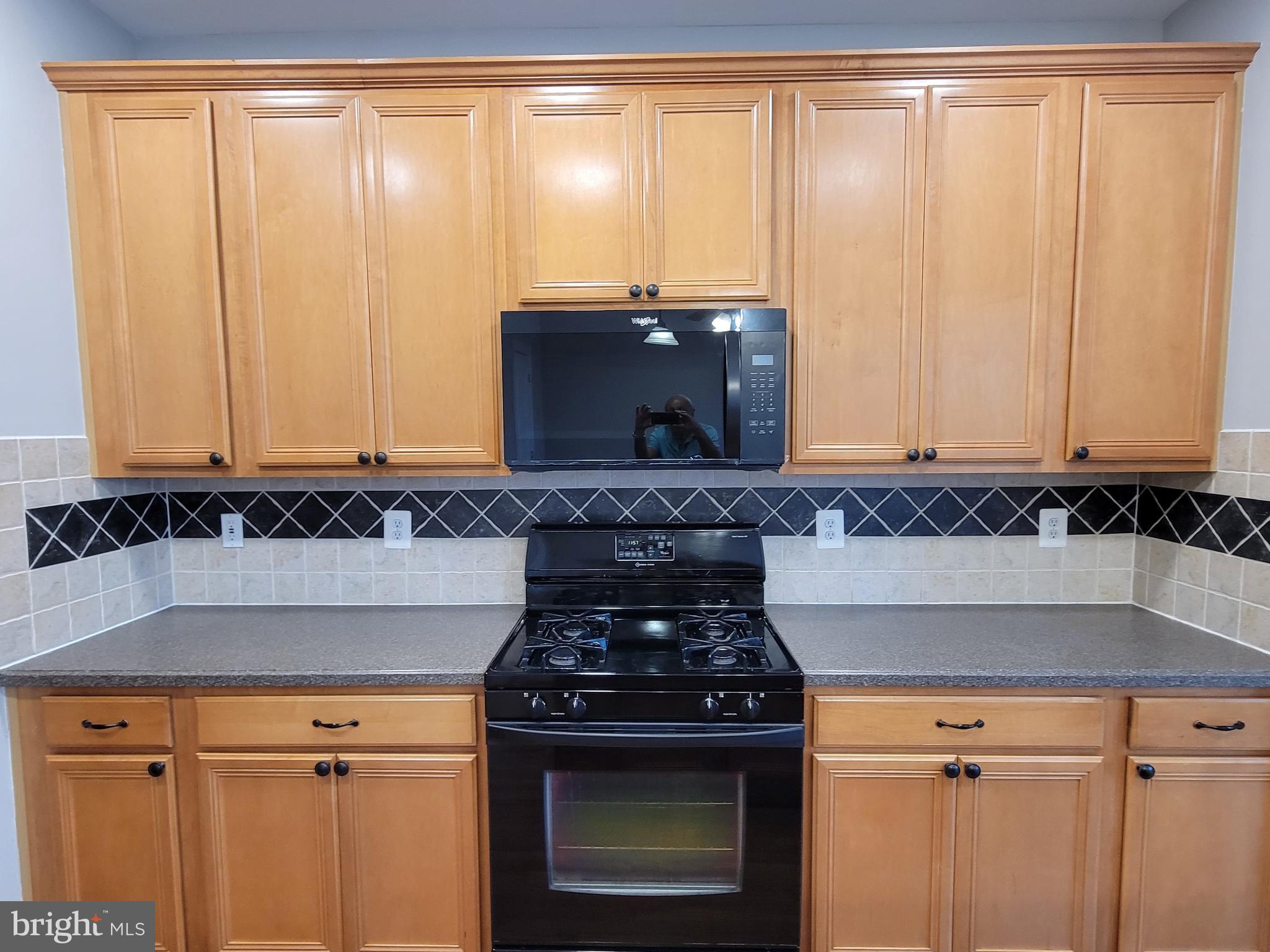 BRISTOW VILLAGE - Residential Lease