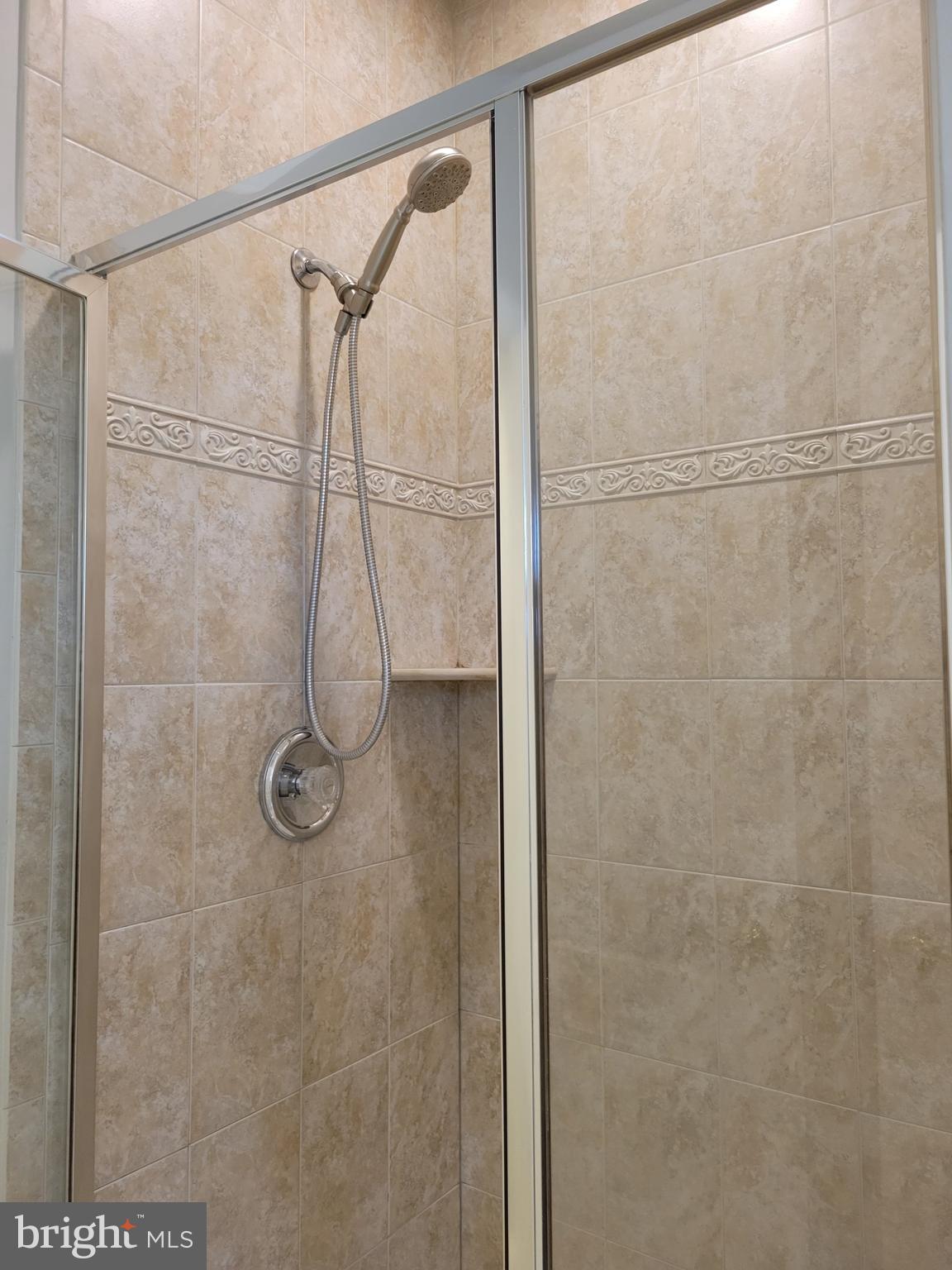 BRISTOW VILLAGE - Residential Lease