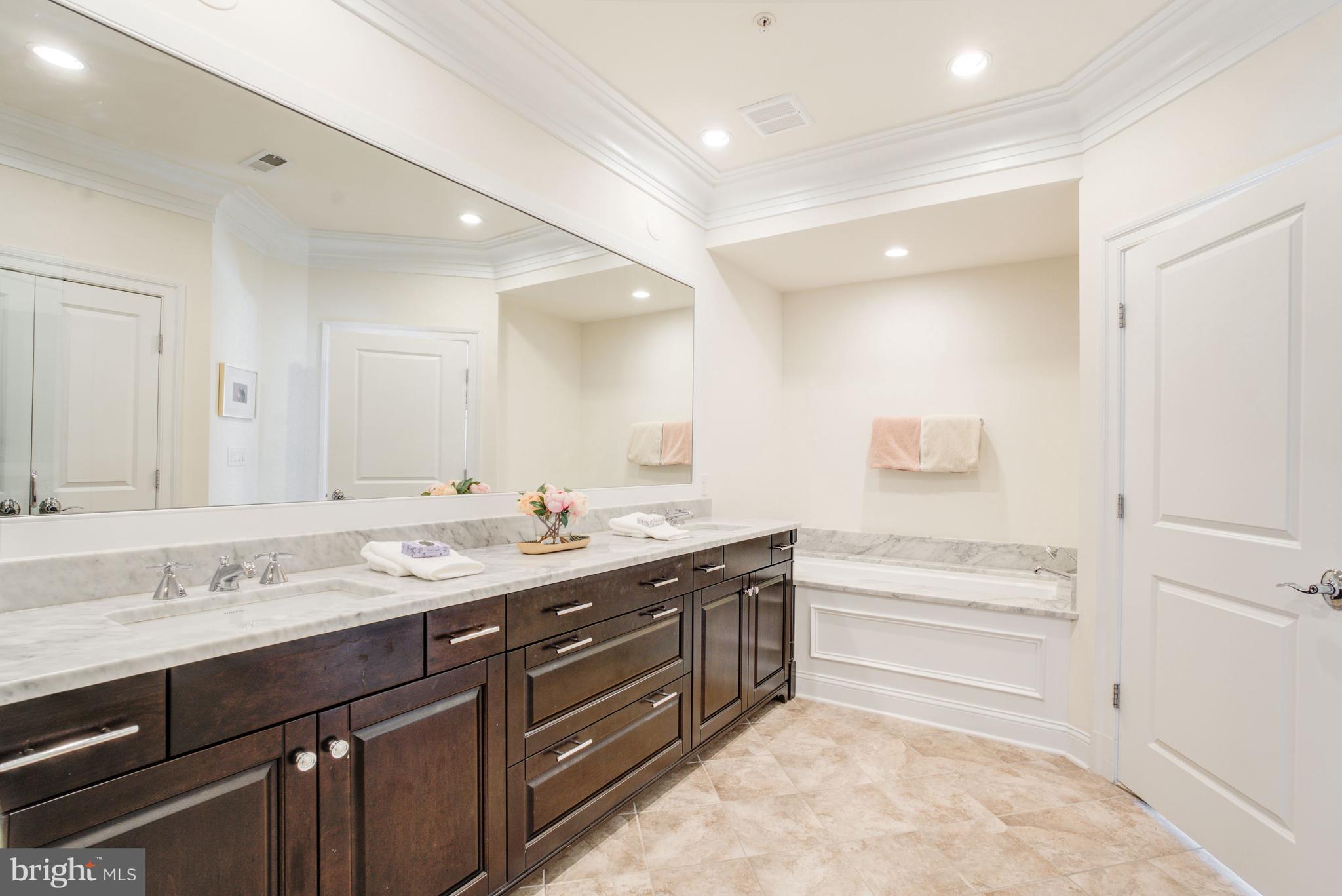 SYMPHONY PARK - Residential