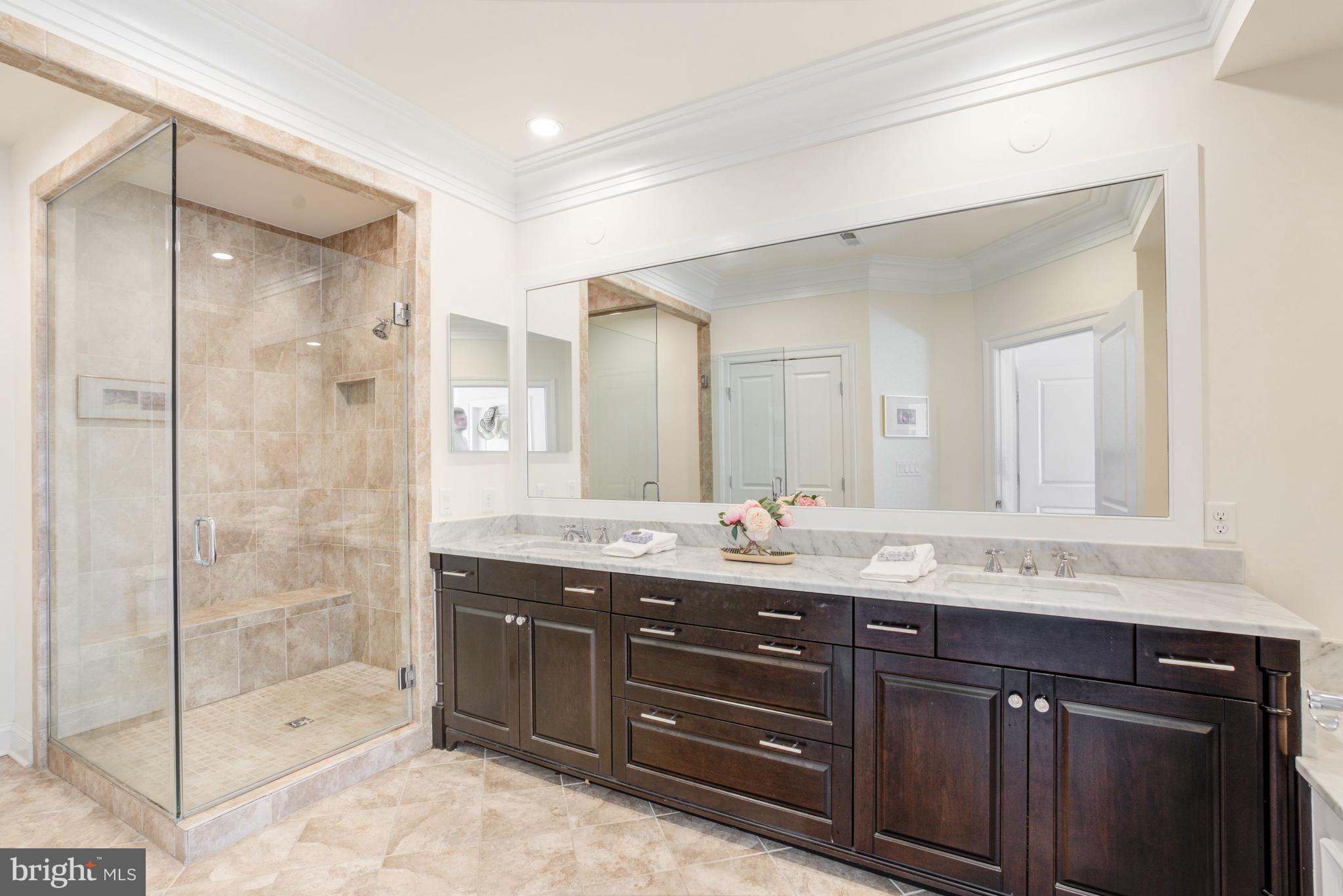 SYMPHONY PARK - Residential