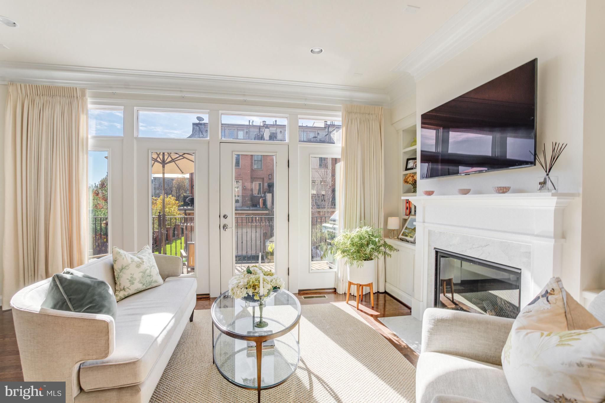 SYMPHONY PARK - Residential