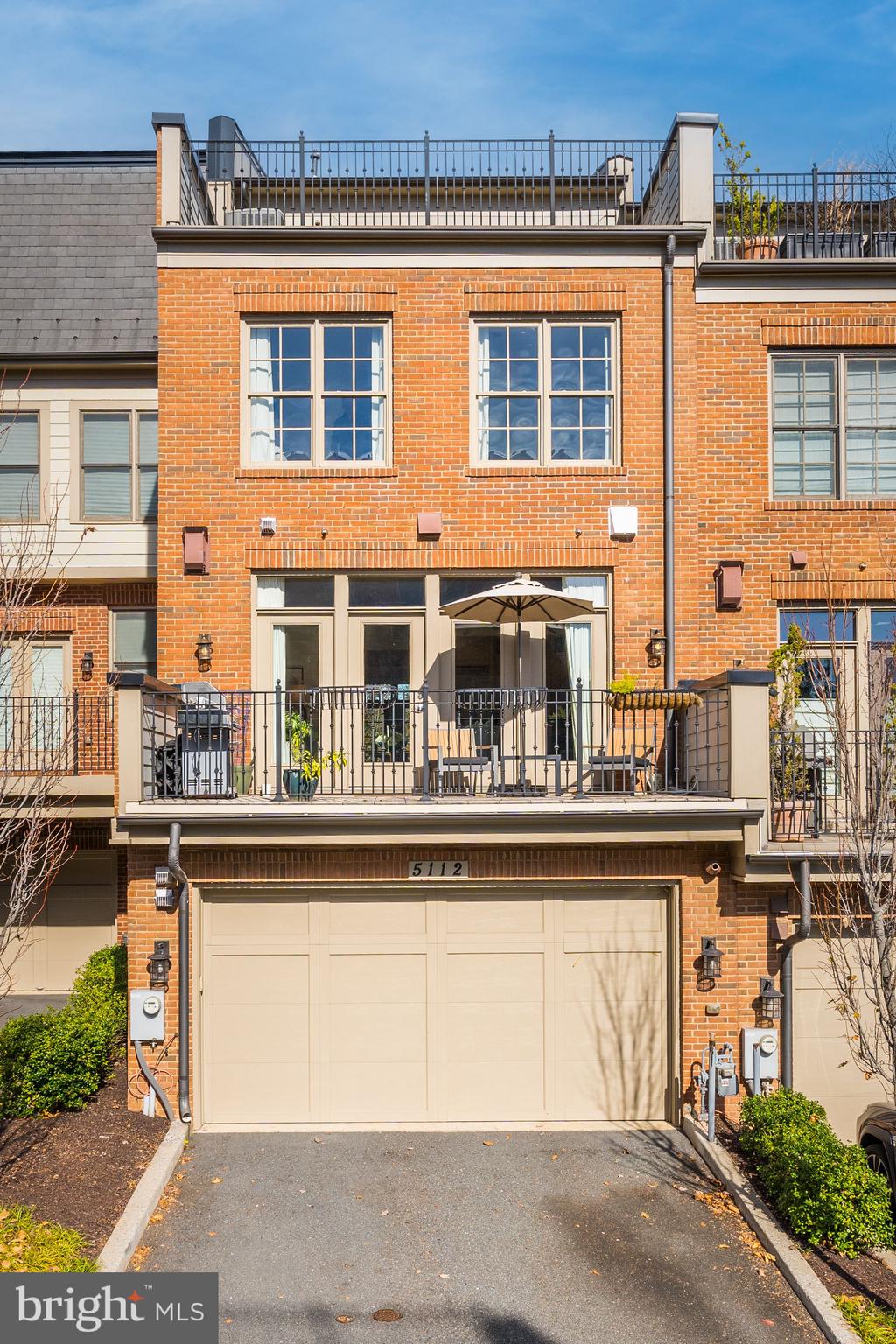 SYMPHONY PARK - Residential