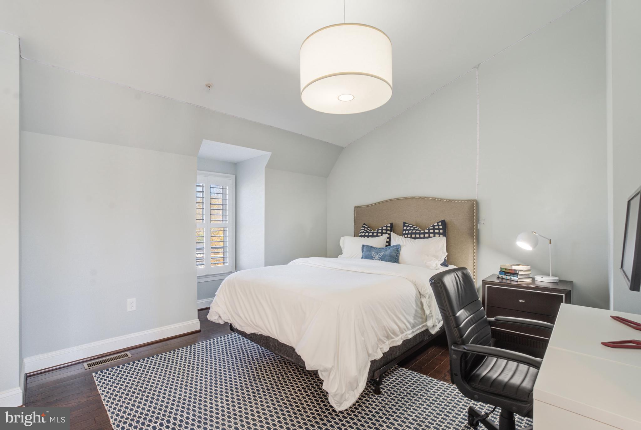 SYMPHONY PARK - Residential