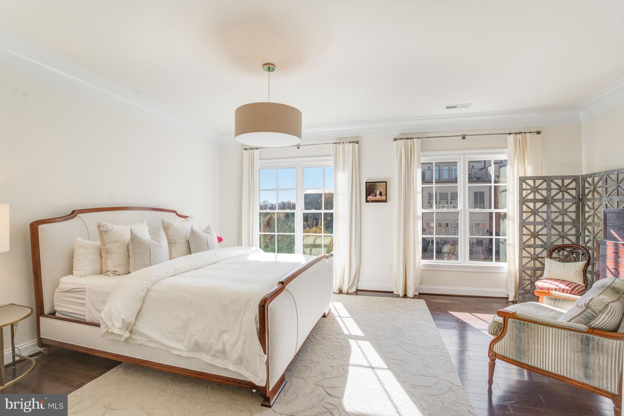 SYMPHONY PARK - Residential