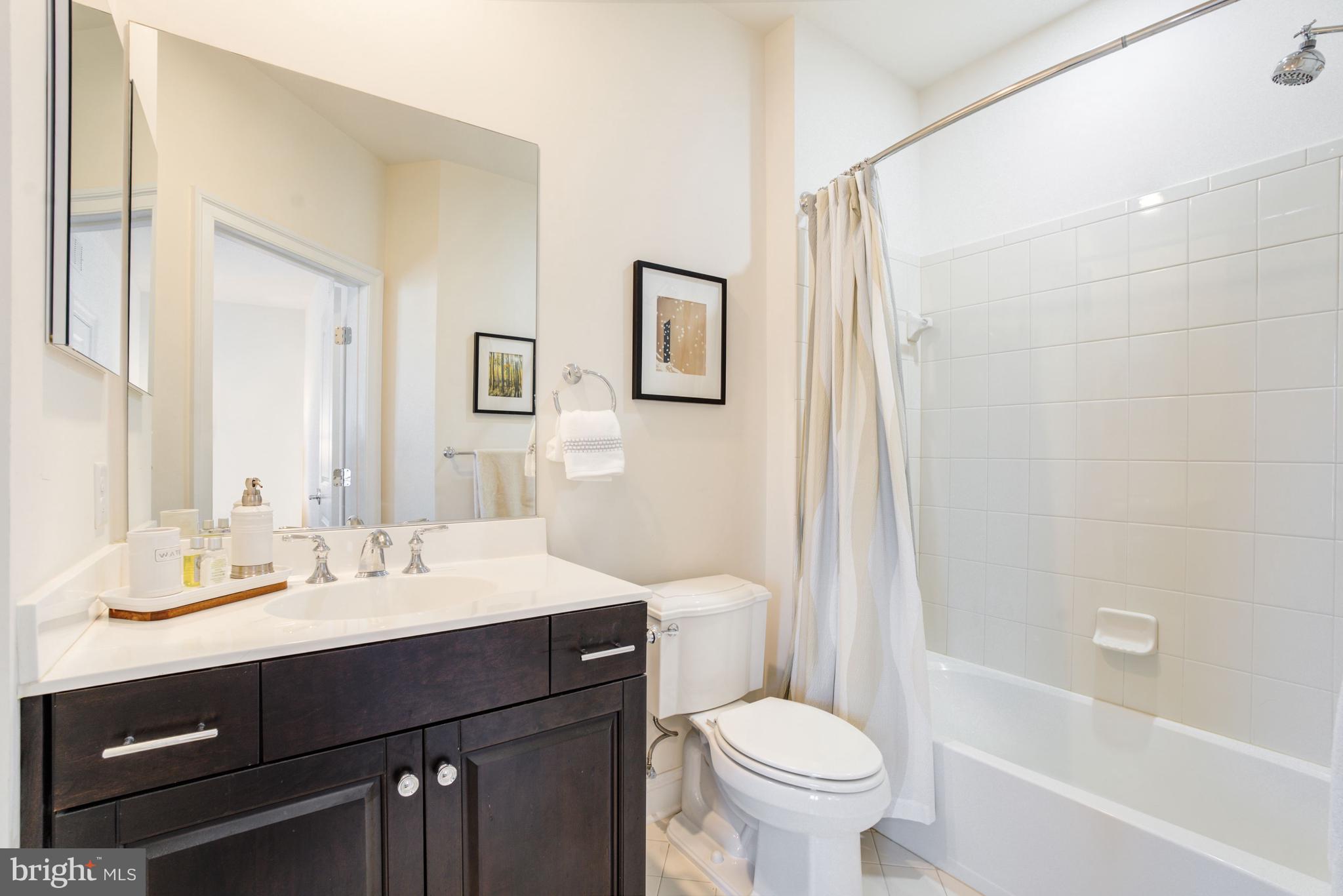 SYMPHONY PARK - Residential