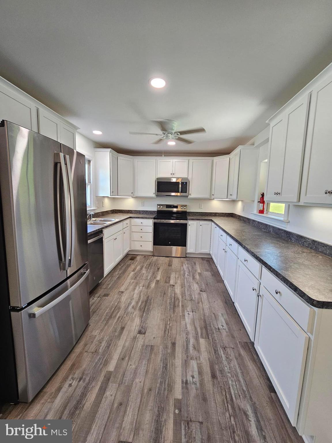 UNKNOWN - Residential Lease