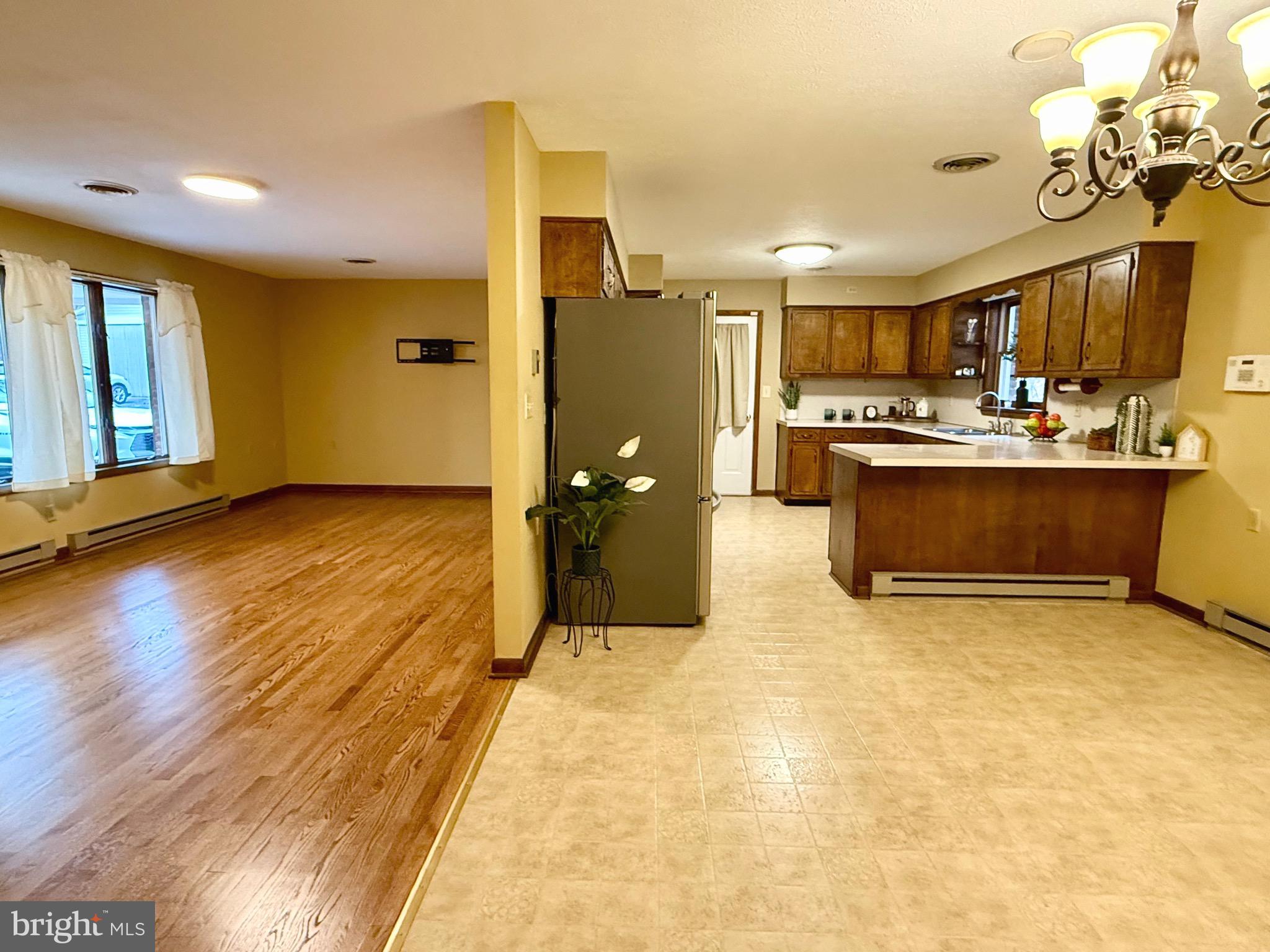 GERRARDSTOWN - Residential