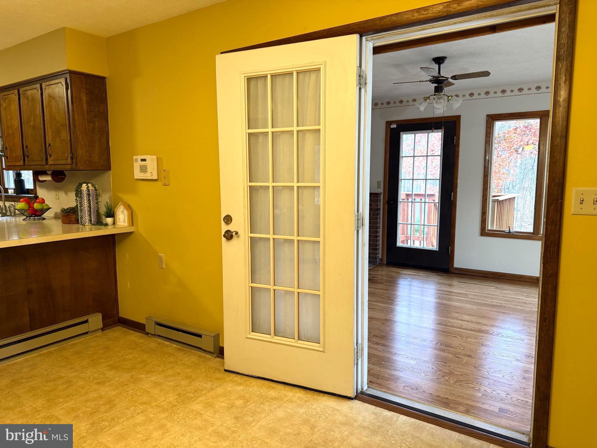 GERRARDSTOWN - Residential