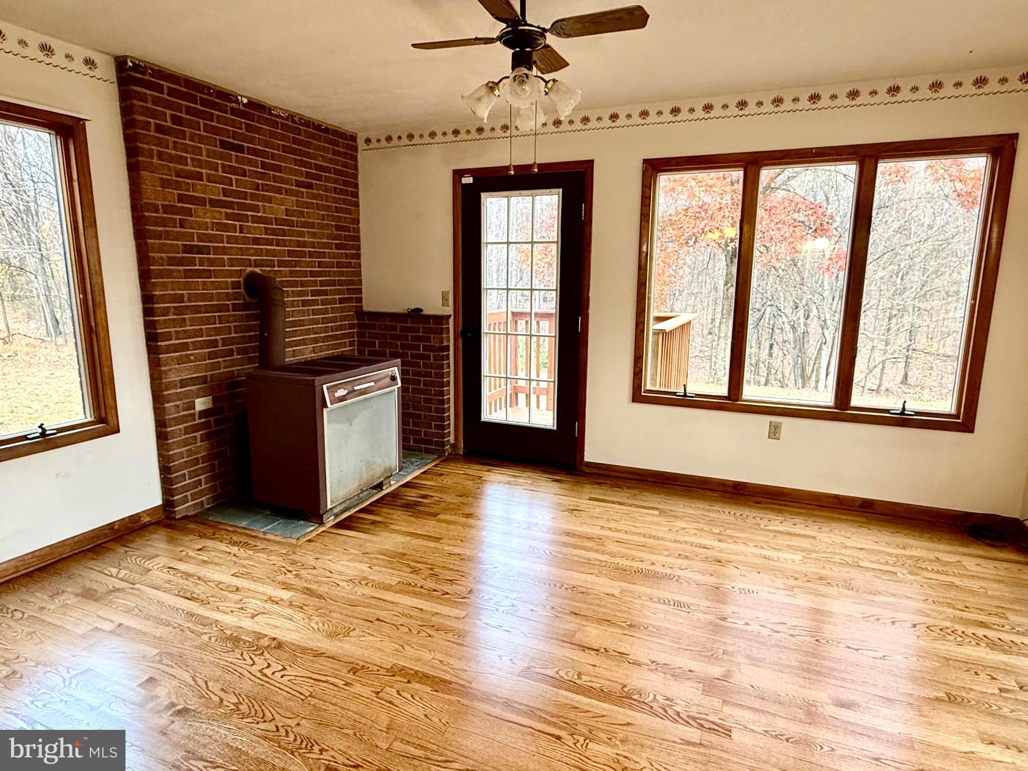 GERRARDSTOWN - Residential