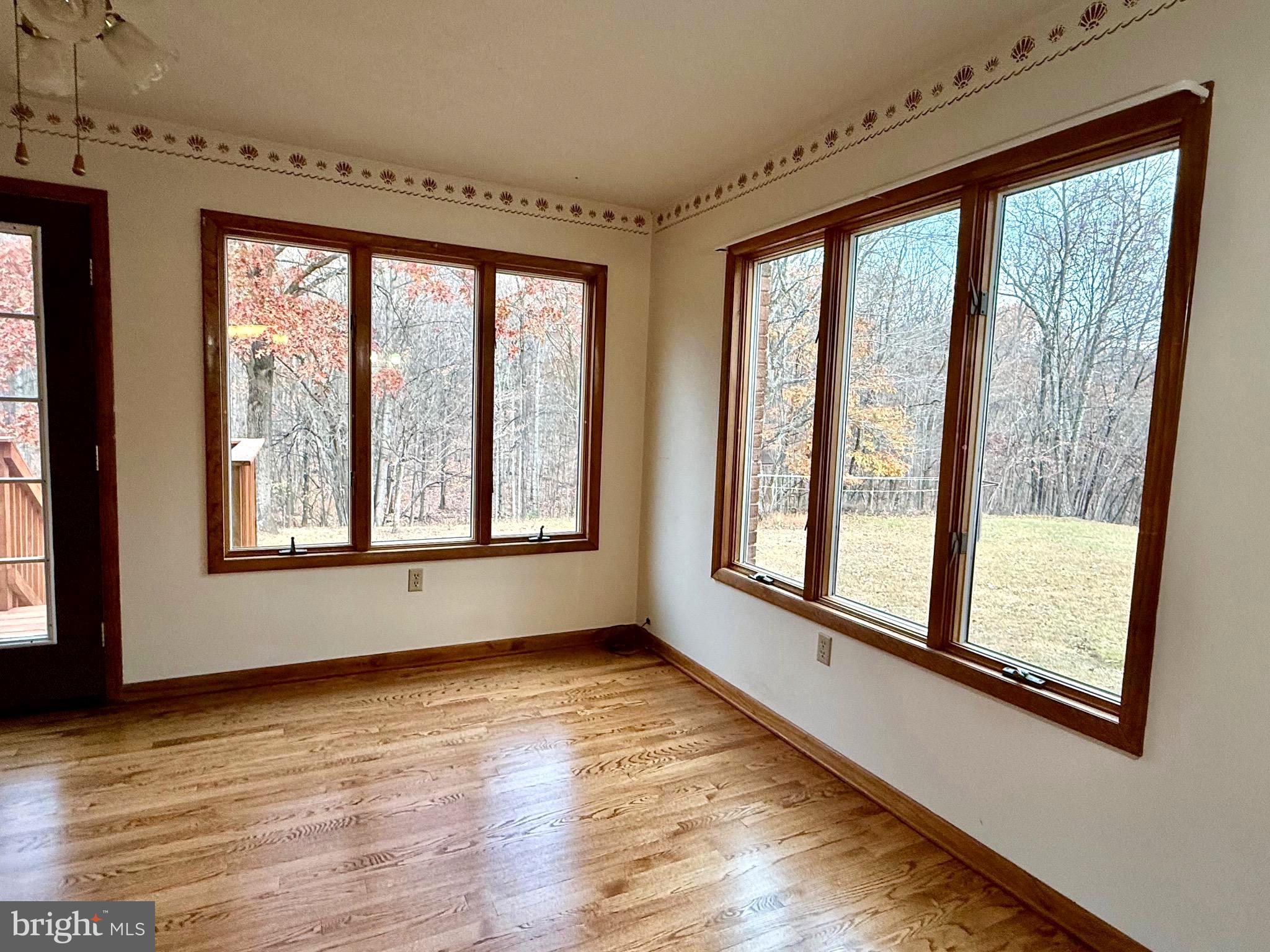 GERRARDSTOWN - Residential