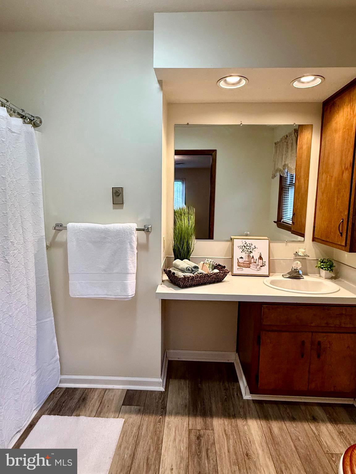 GERRARDSTOWN - Residential