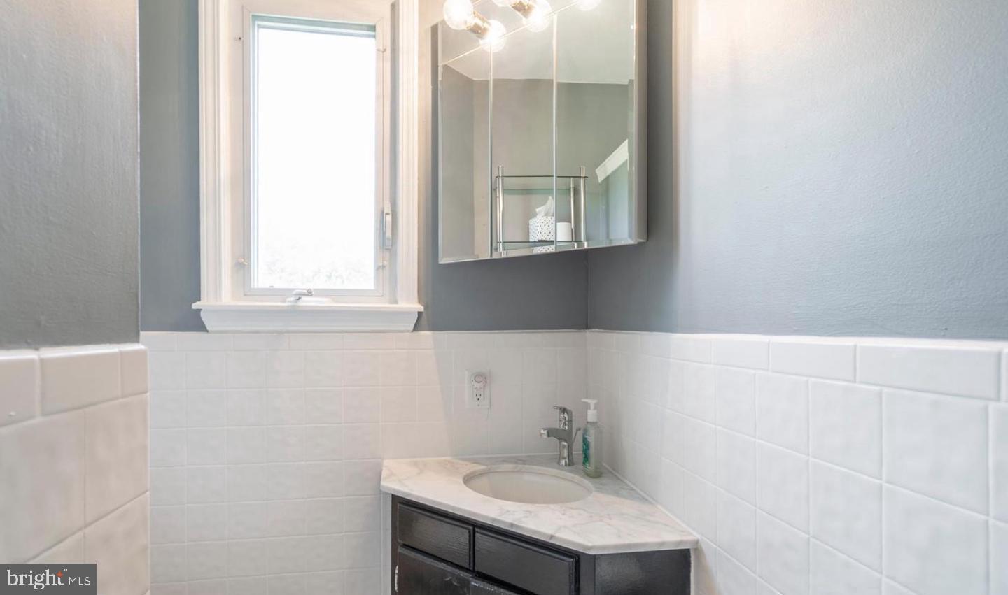 CONSHOHOCKEN - Residential Lease