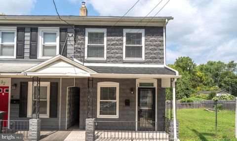 34 MAPLE STREET CONSHOHOCKEN PA 19428