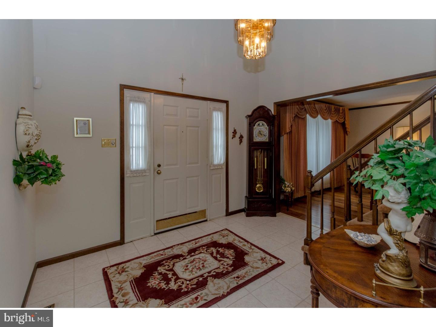 GWYN AYRE - Residential