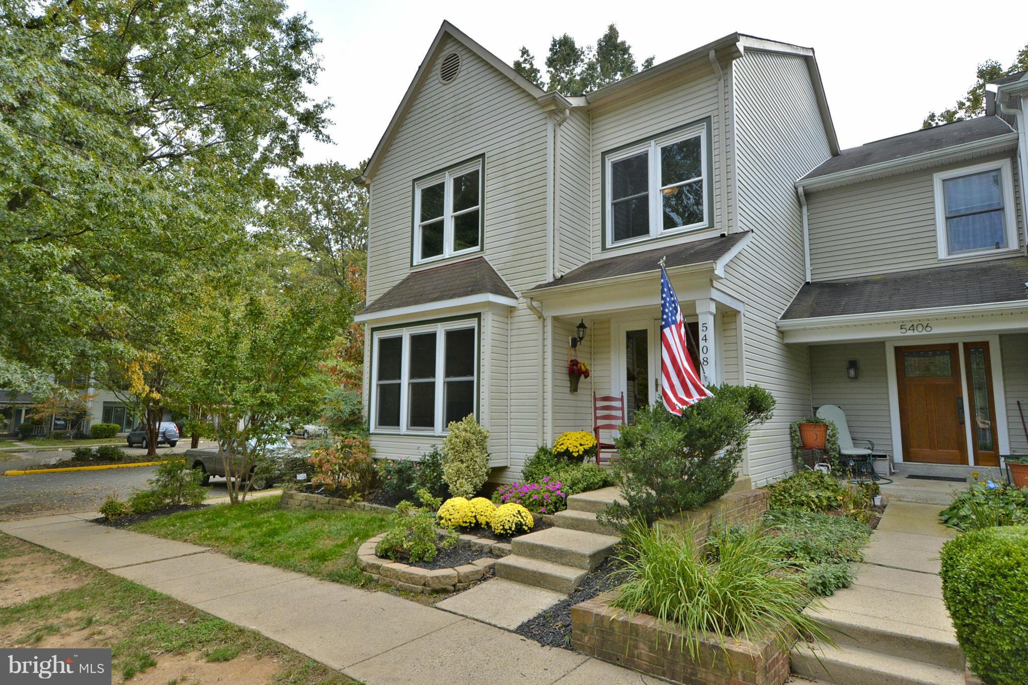 TRIPOLIS AT LAKE BRADDOCK - Residential