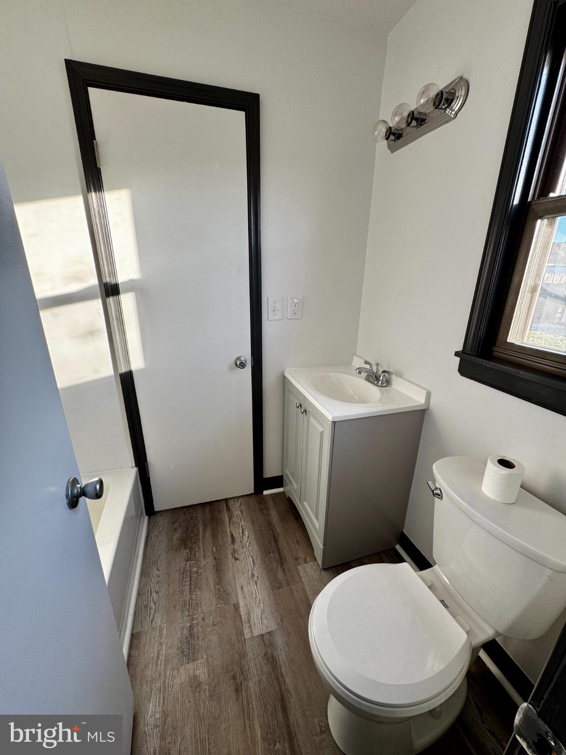 MIDDLESEX - Residential