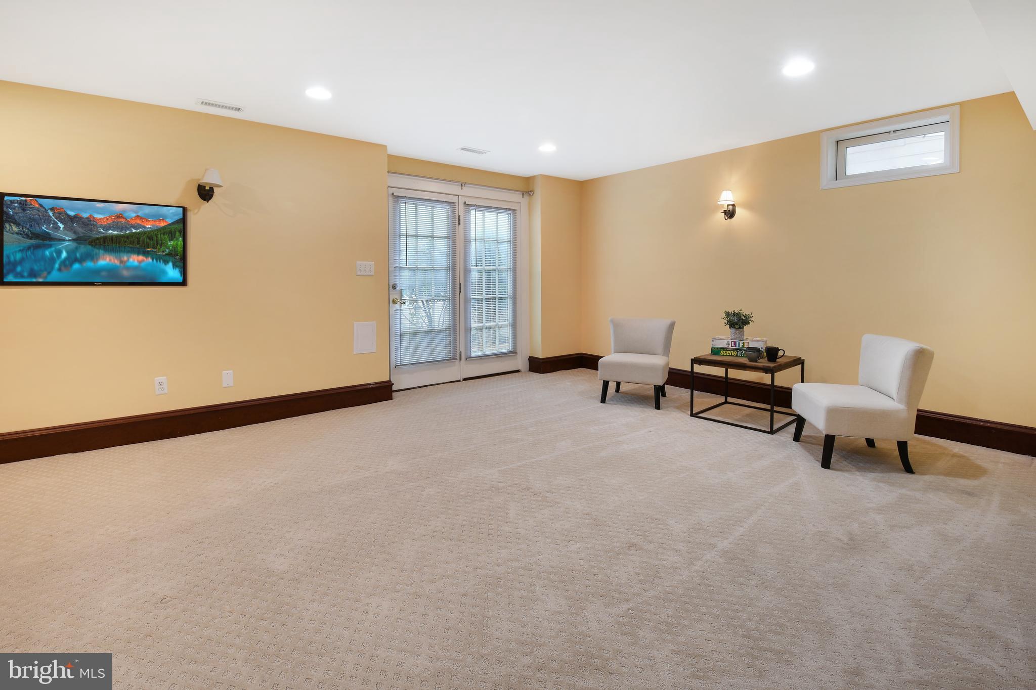 VILLAGES OF URBANA - Residential