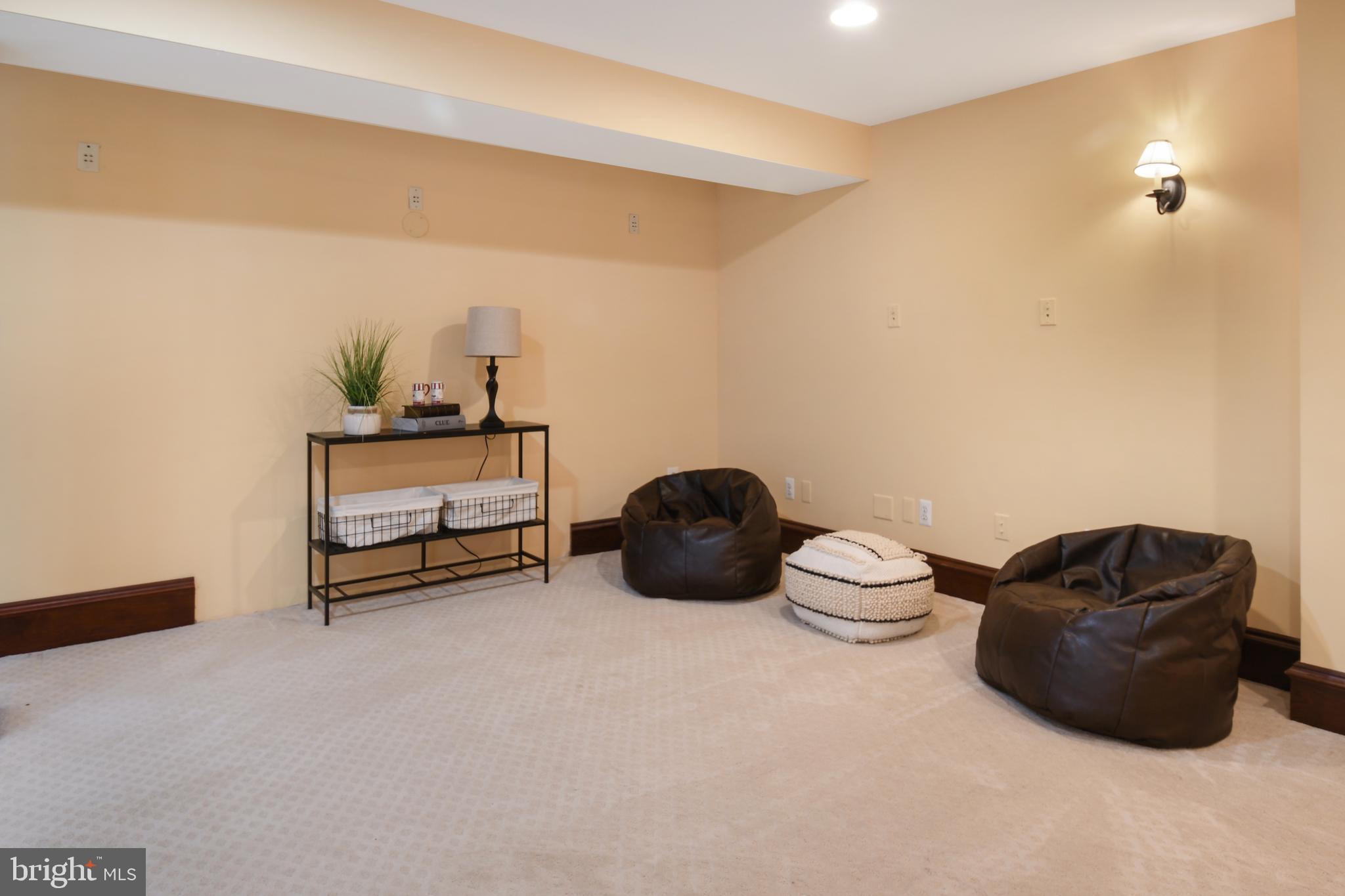 VILLAGES OF URBANA - Residential