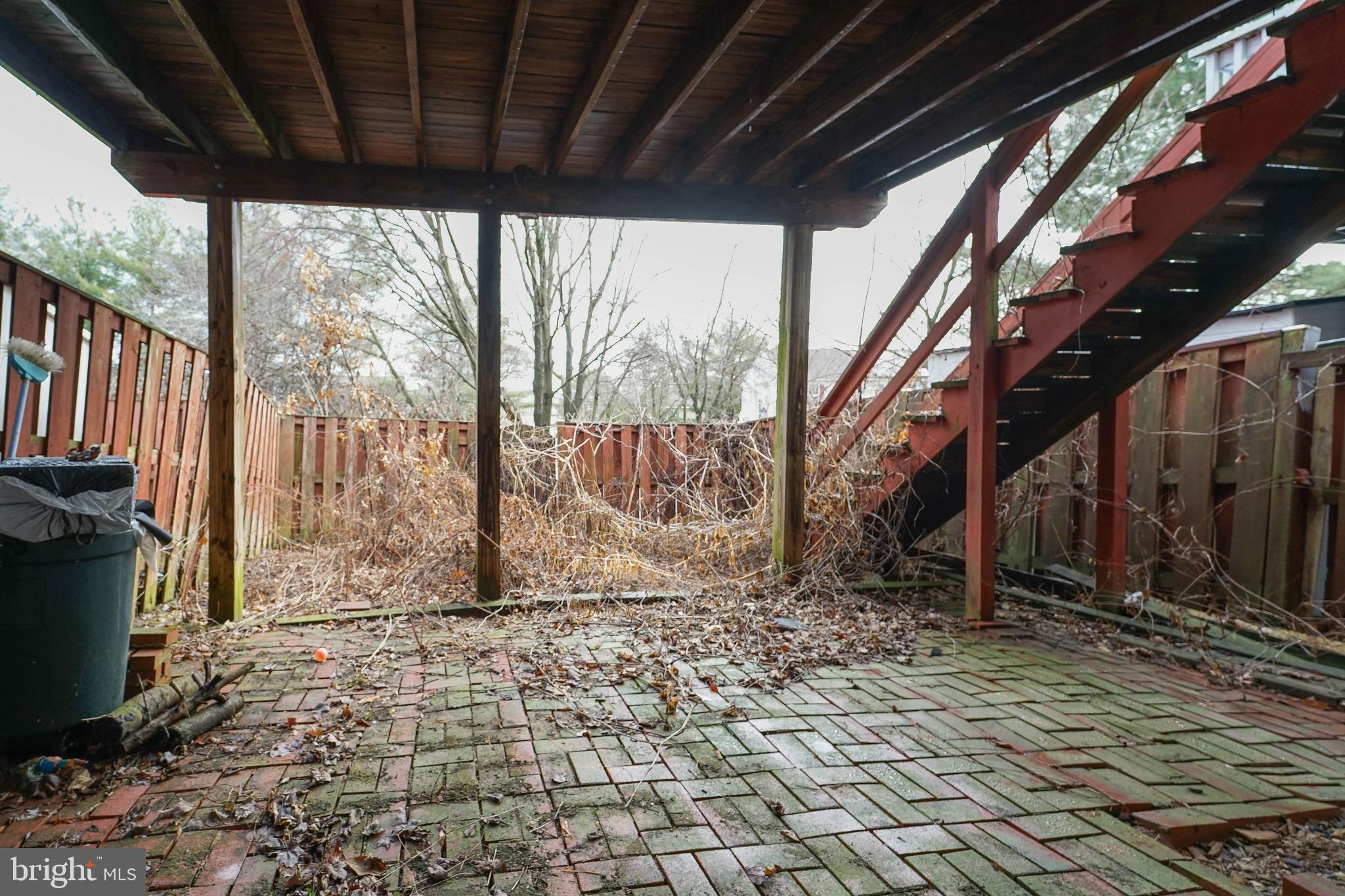 PLEASANT HILLS - Residential