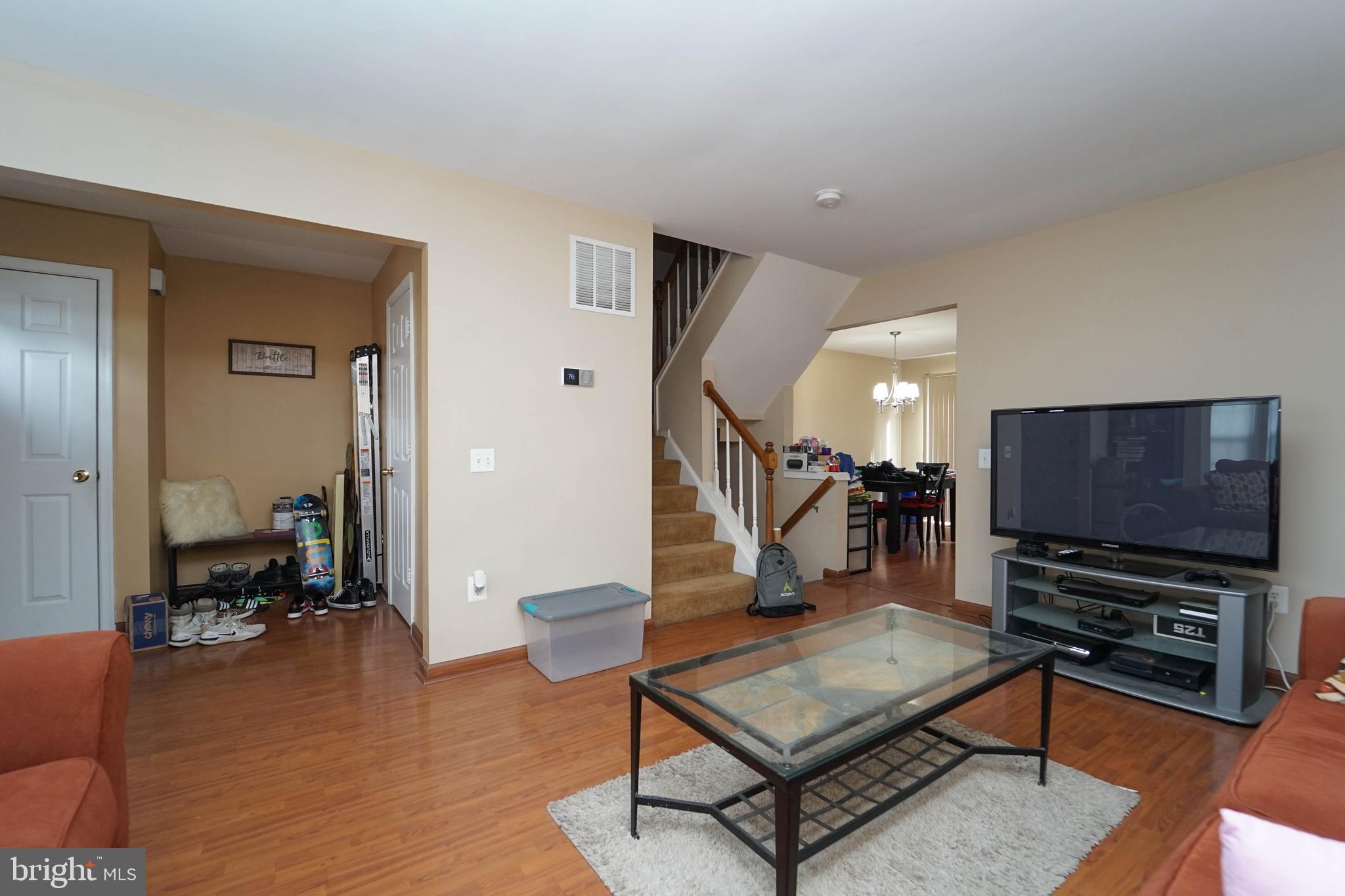 PLEASANT HILLS - Residential