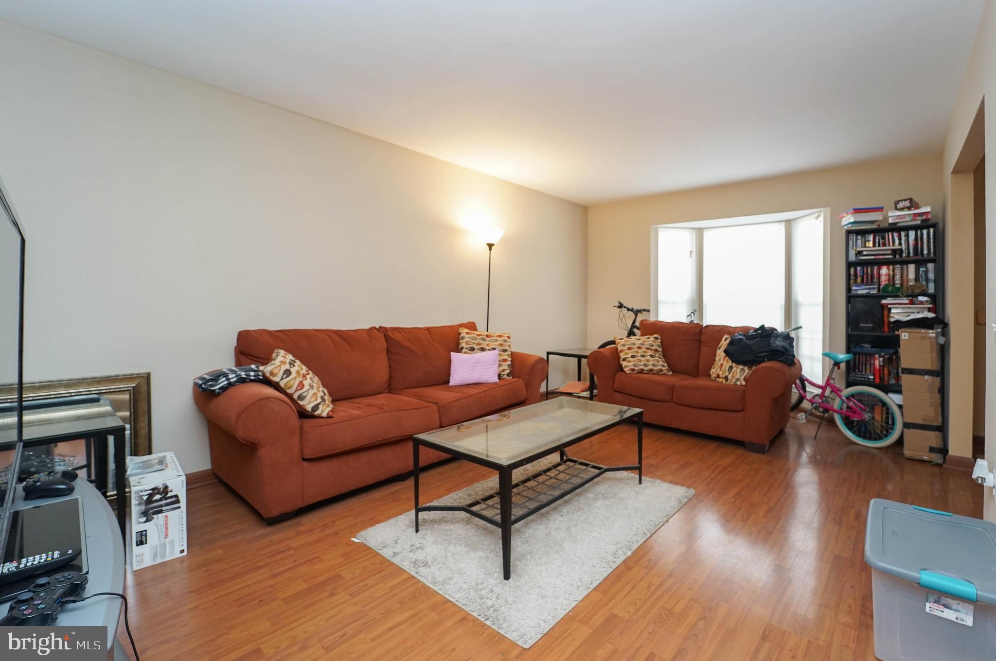 PLEASANT HILLS - Residential