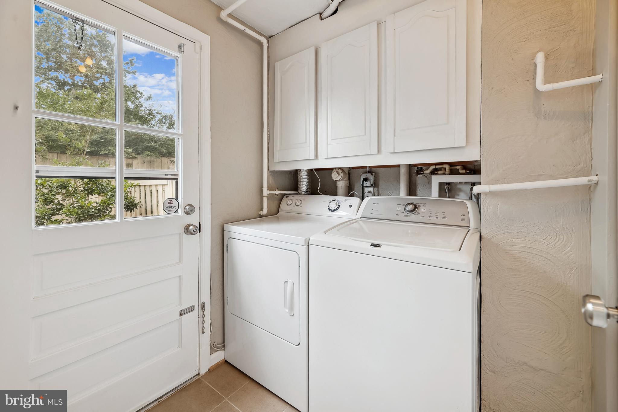 FAIRLINGTON TOWNE - Residential