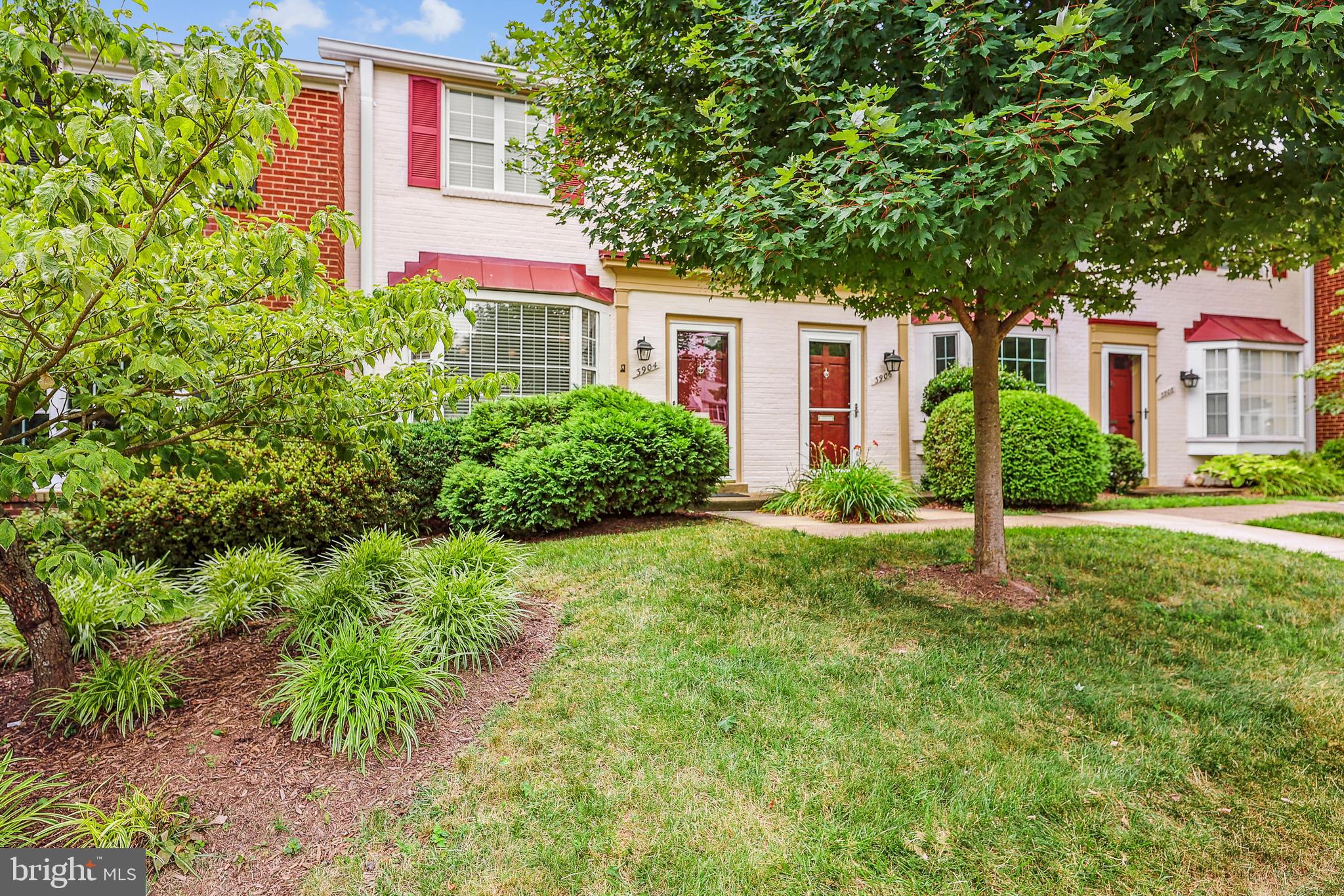 FAIRLINGTON TOWNE - Residential