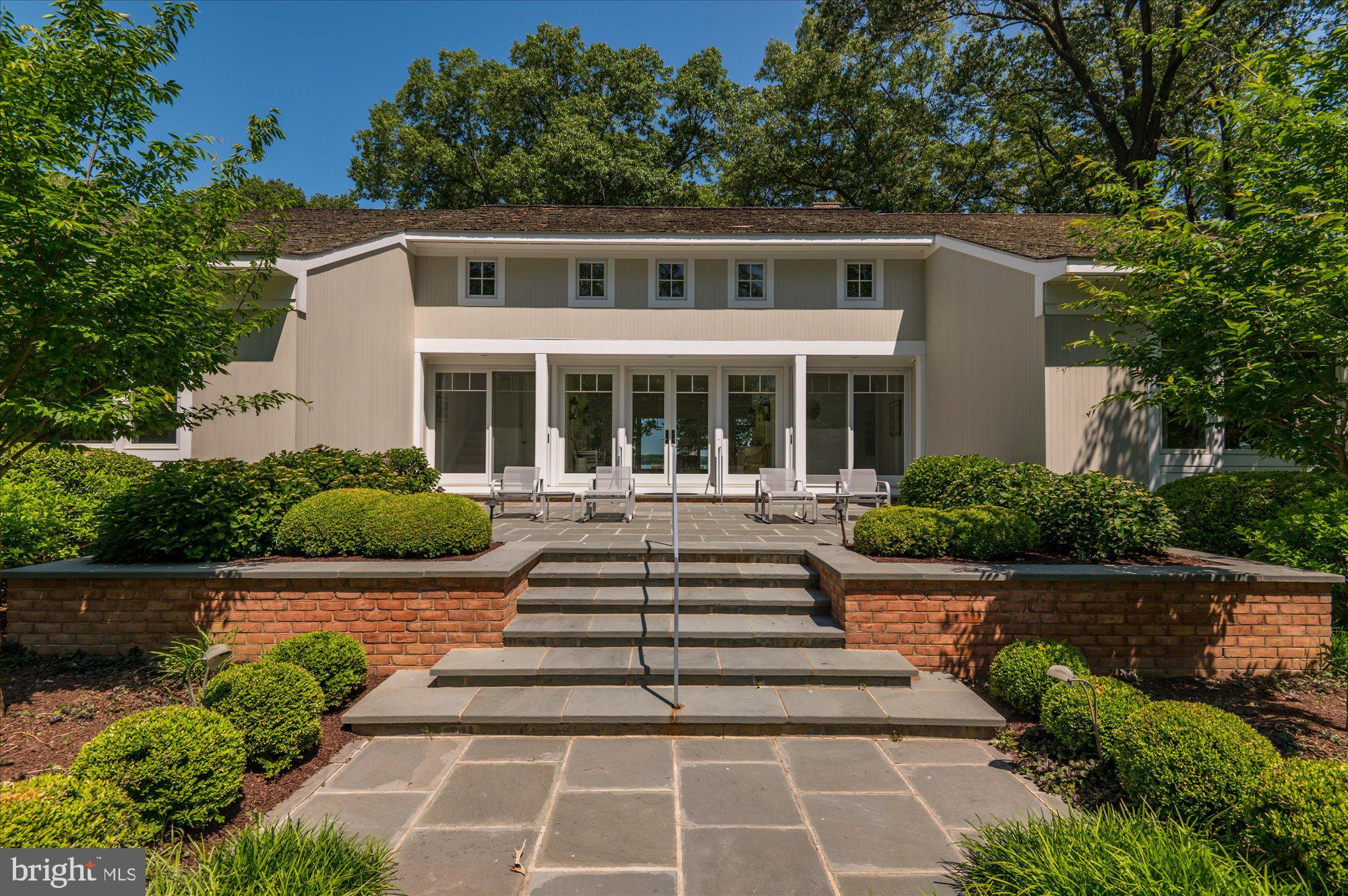 BOZMAN - Residential