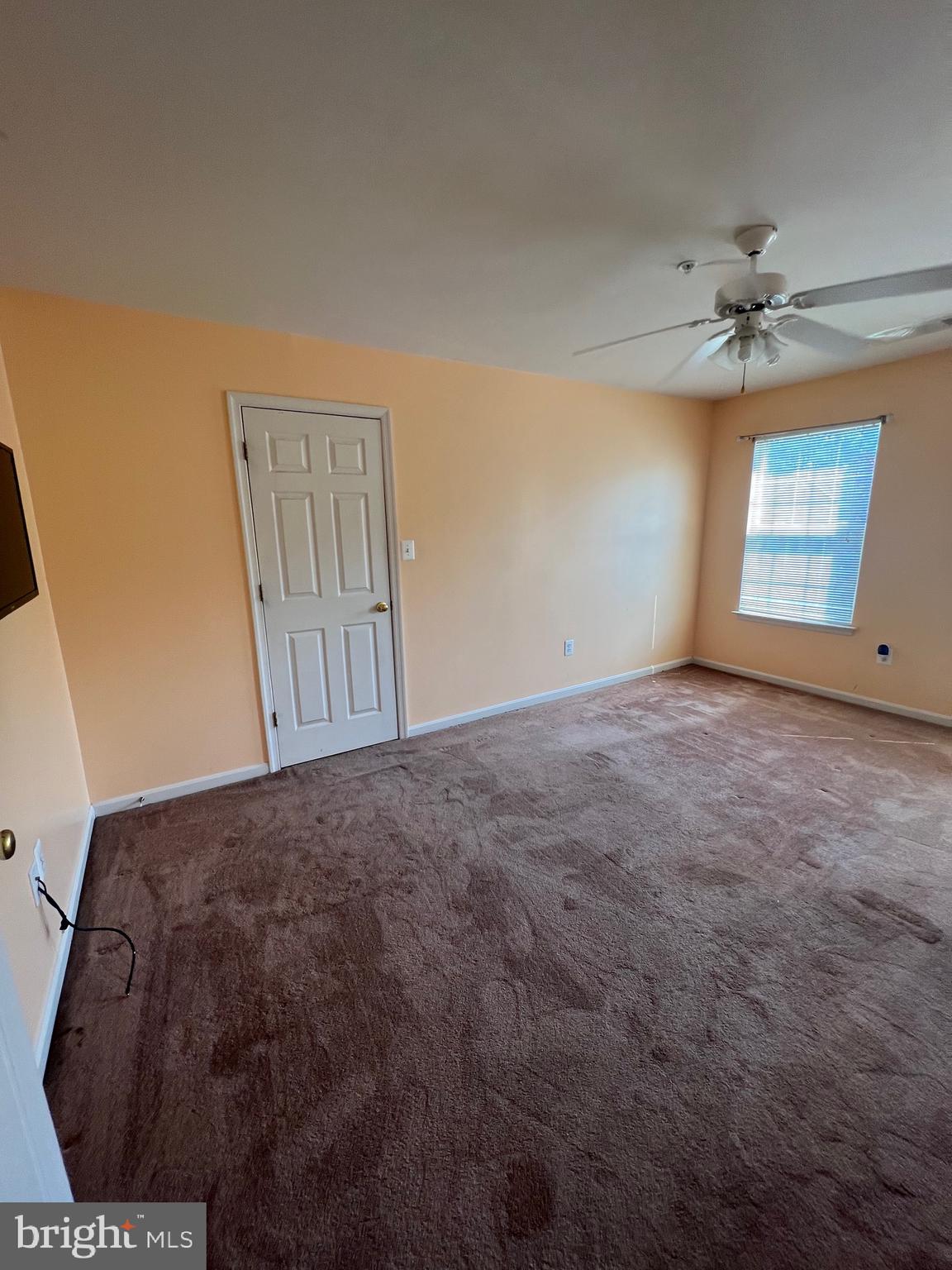 EAST HAMPTON - Residential