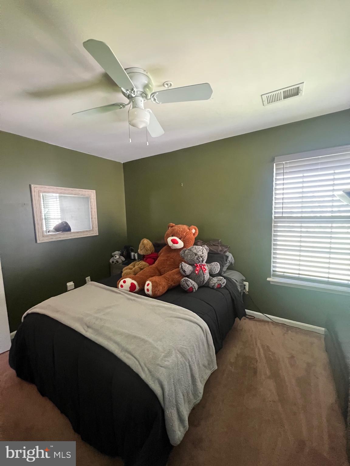 EAST HAMPTON - Residential