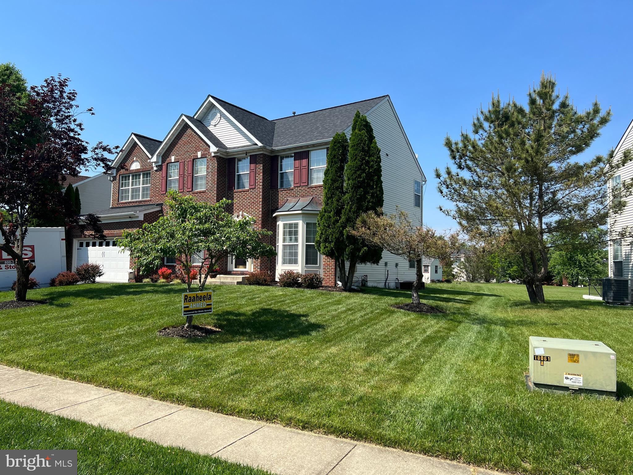 EAST HAMPTON - Residential