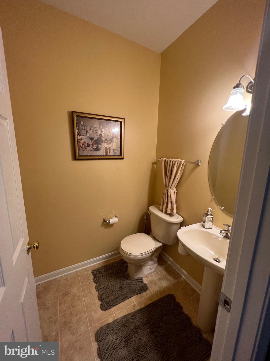 EAST HAMPTON - Residential