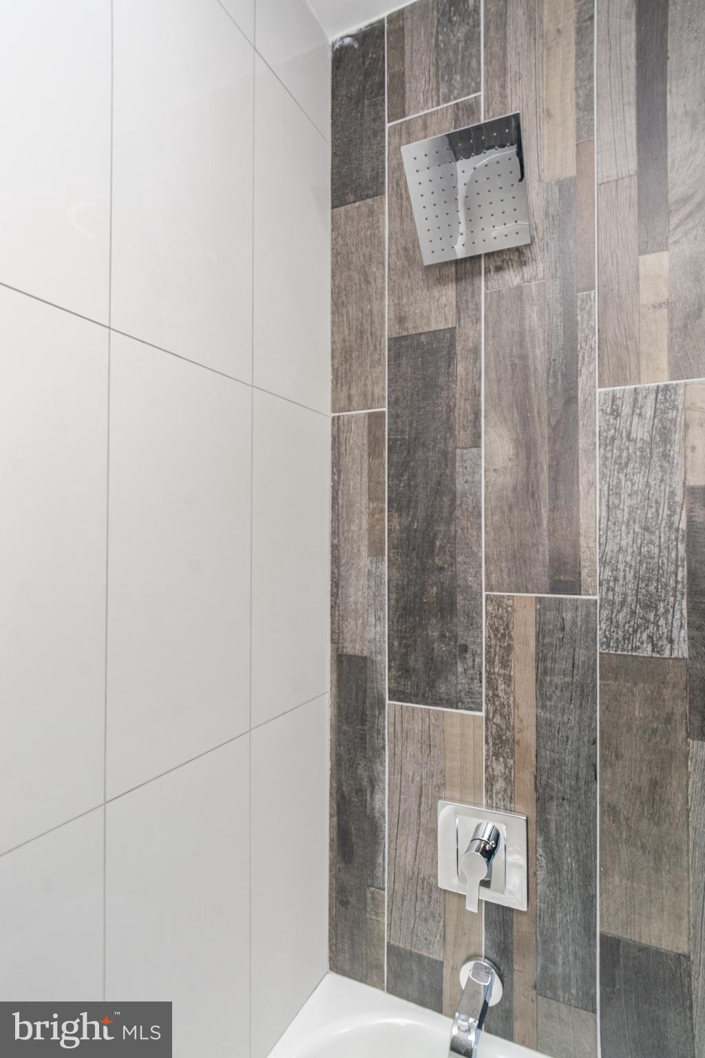 ARLINGTON - Residential