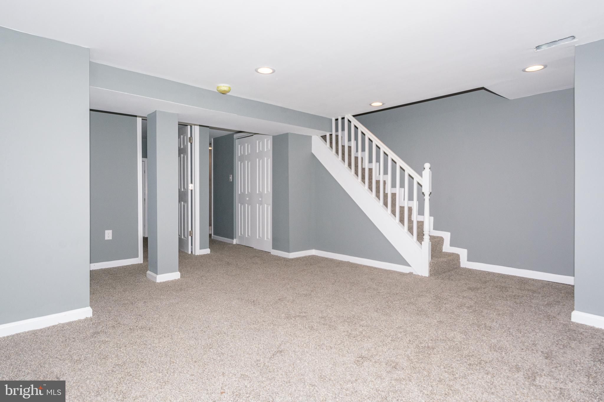 ARLINGTON - Residential