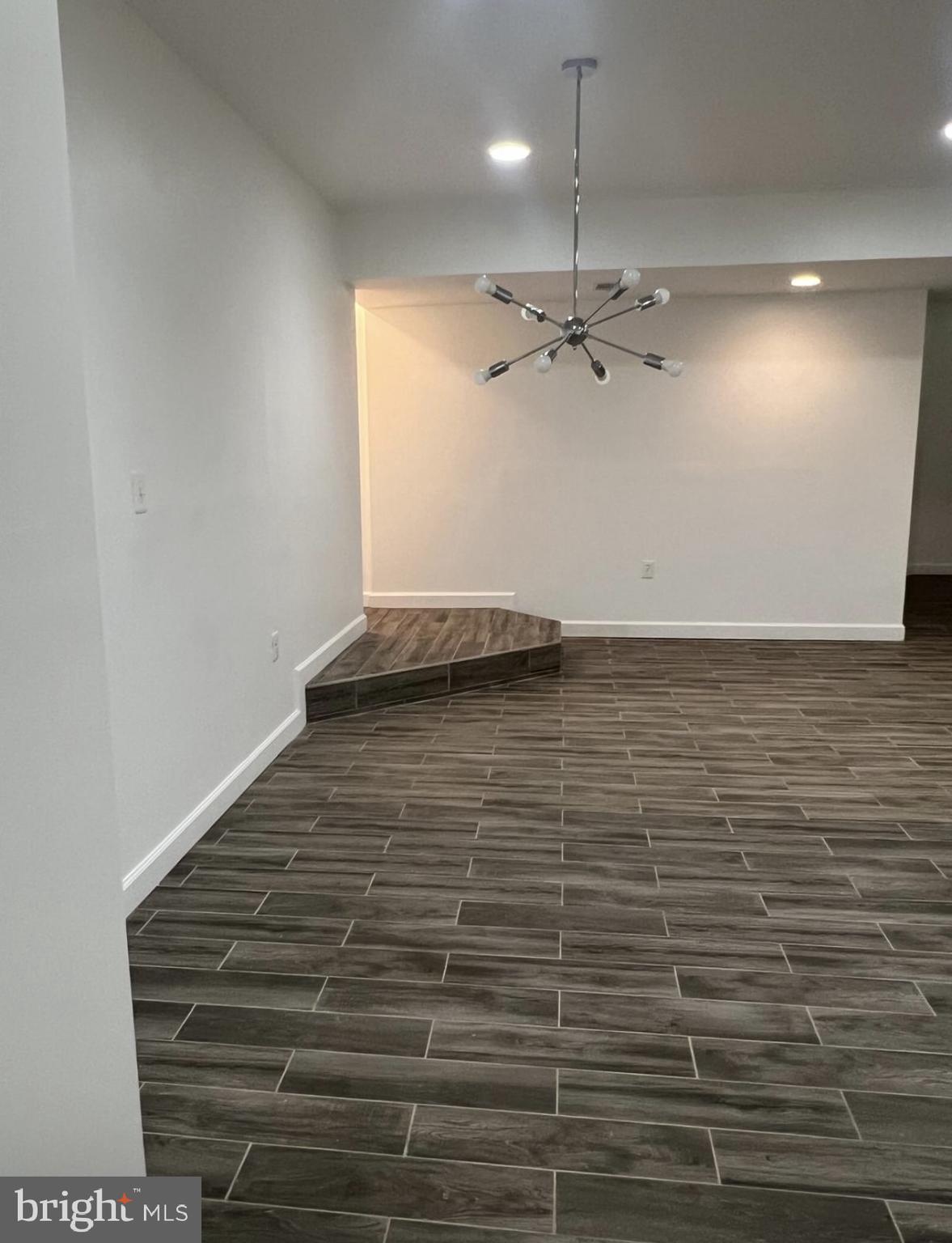 DENIT ESTATES - Residential Lease