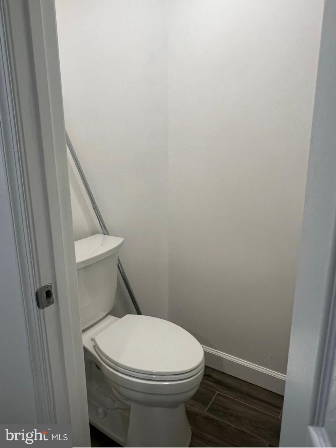 DENIT ESTATES - Residential Lease