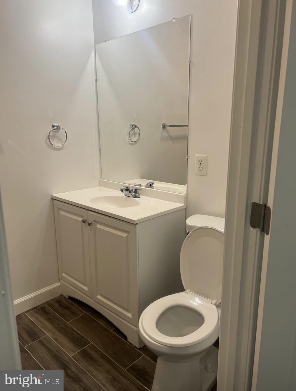 DENIT ESTATES - Residential Lease