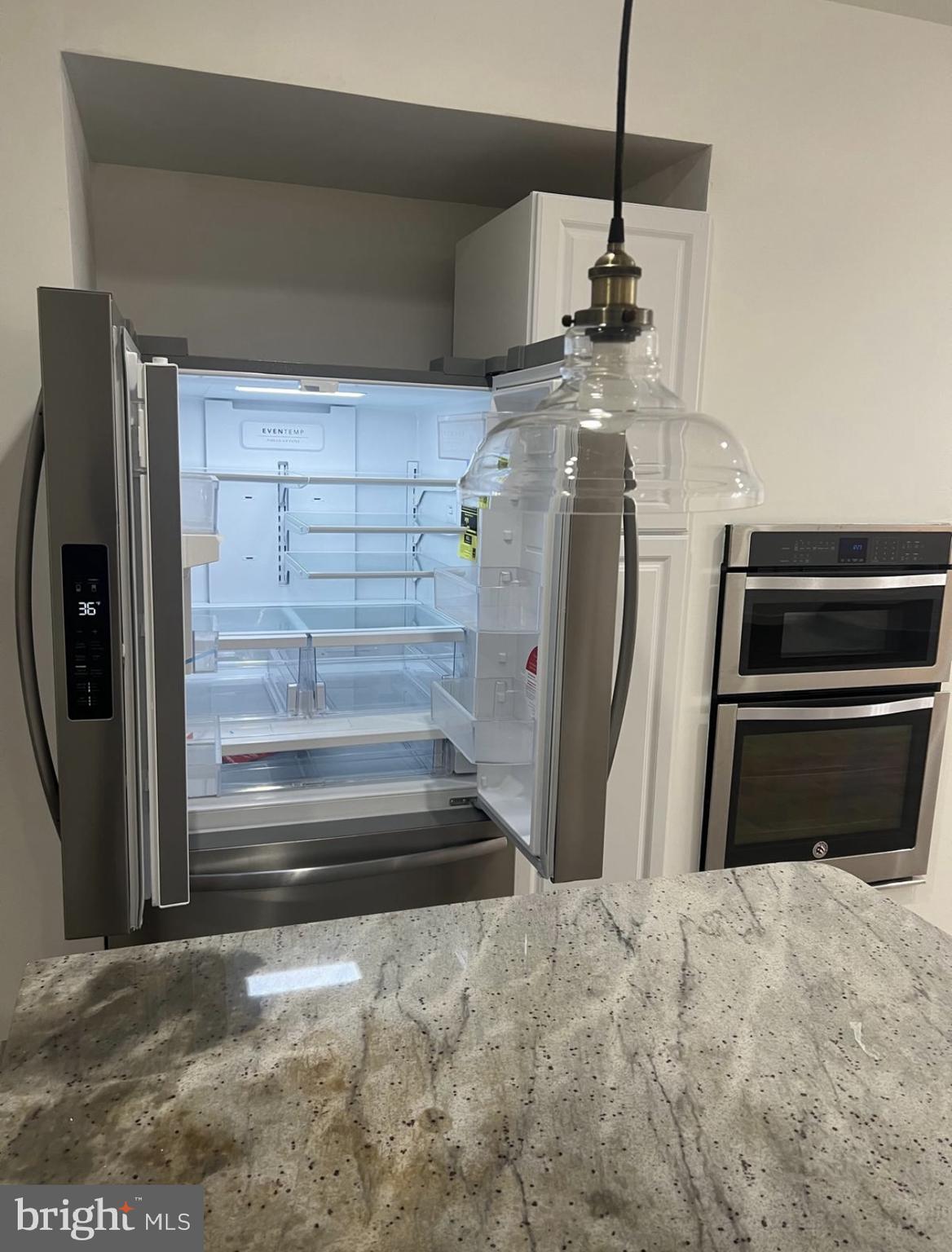 DENIT ESTATES - Residential Lease