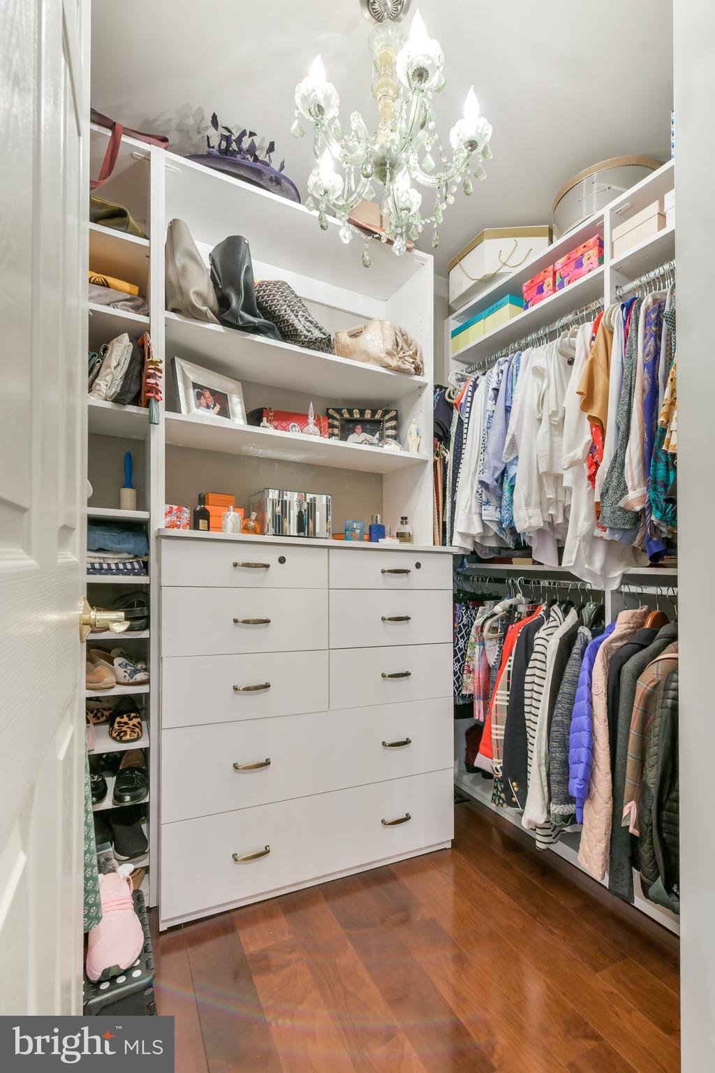 BRIMFUL FARM - Residential