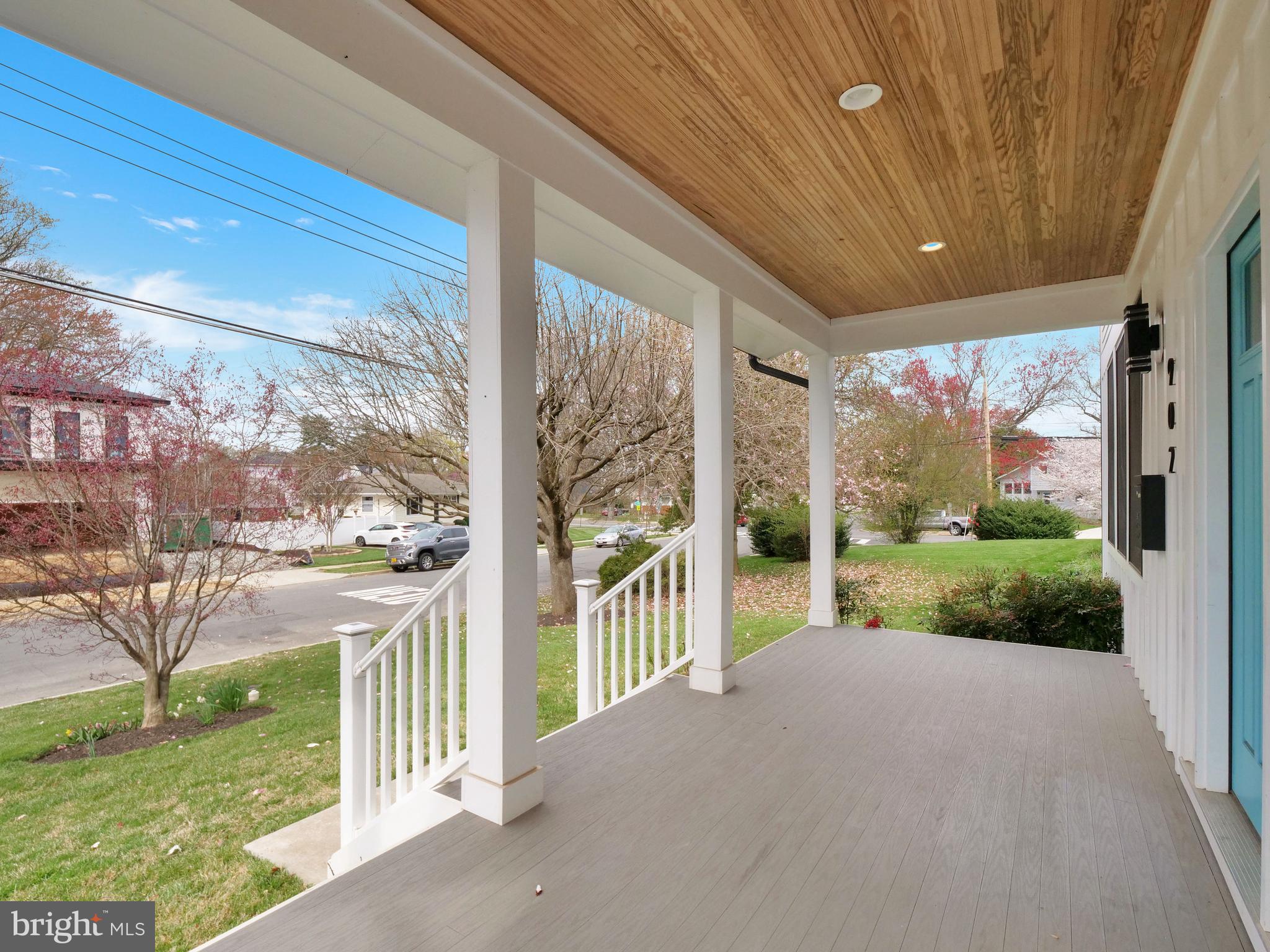 VIENNA WOODS - Residential