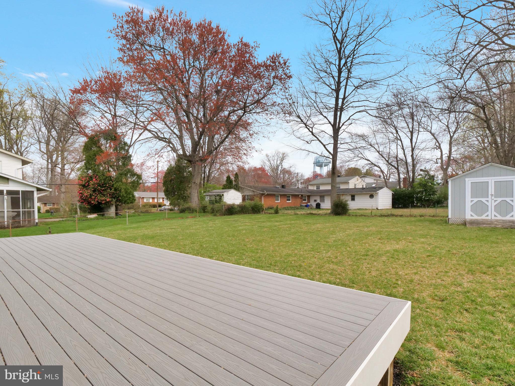 VIENNA WOODS - Residential