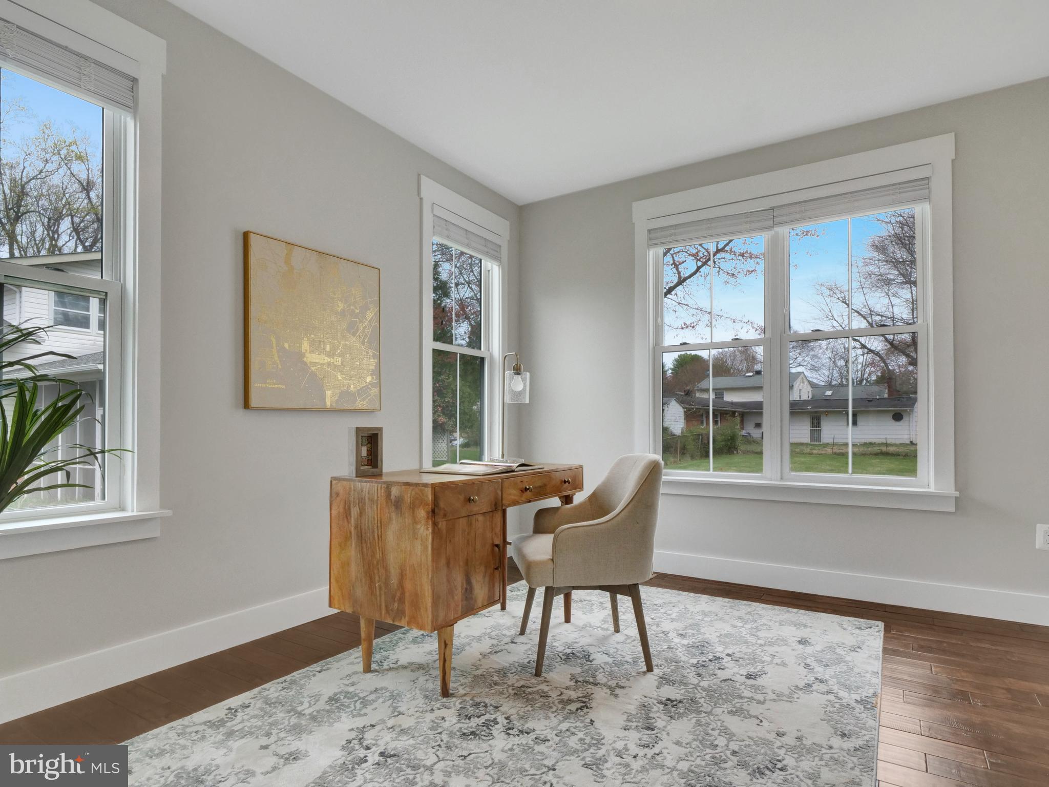 VIENNA WOODS - Residential