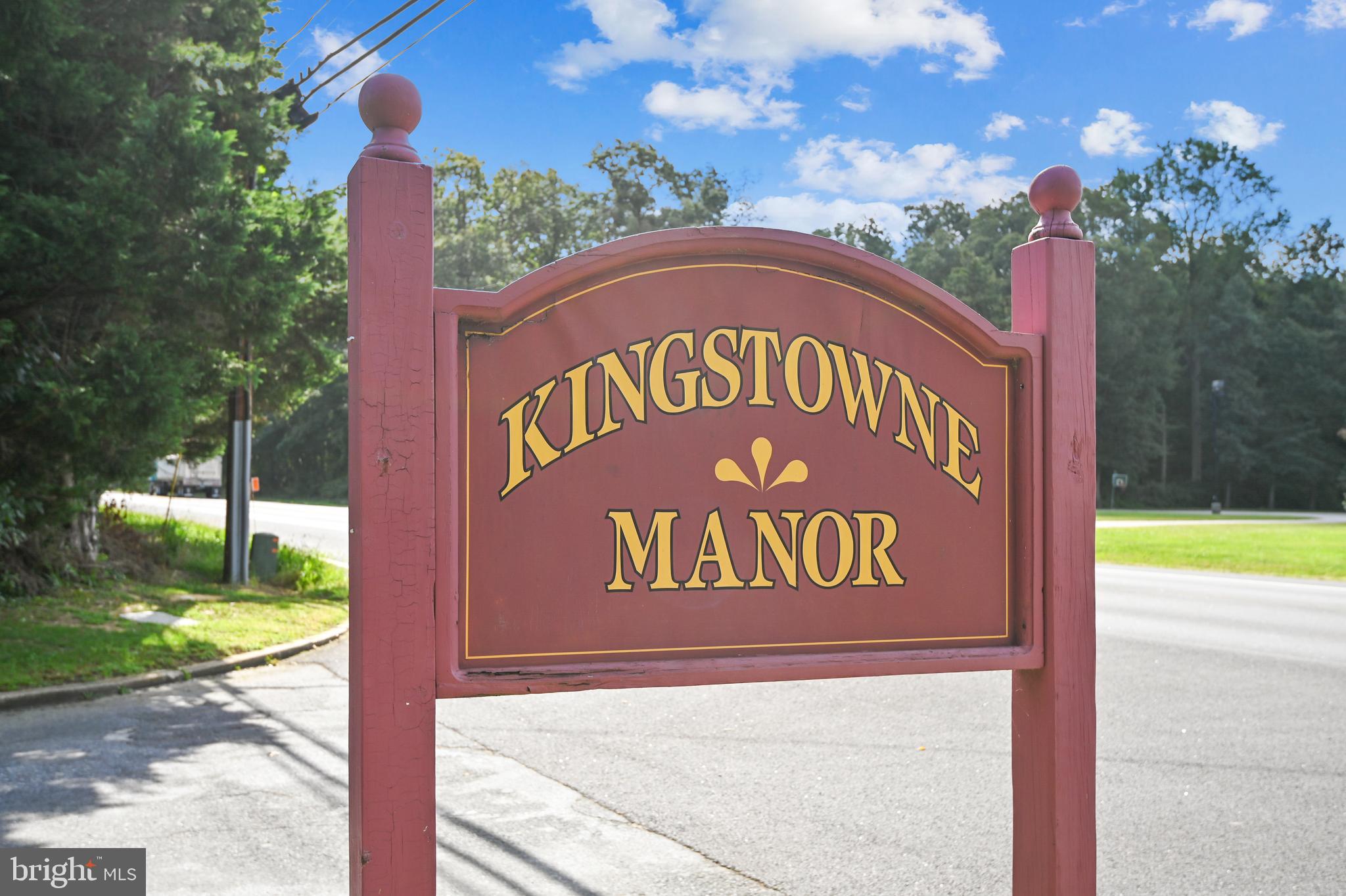 KINGSTOWNE MANOR - Residential